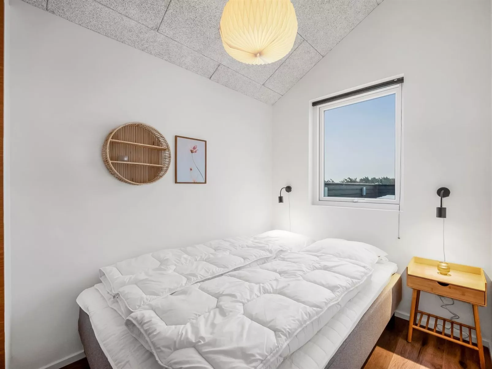 "Ivar" - 300m from the sea-Binnen