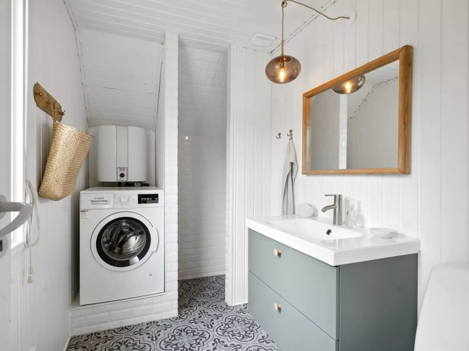 "Epiphania" - 700m from the sea-Binnen