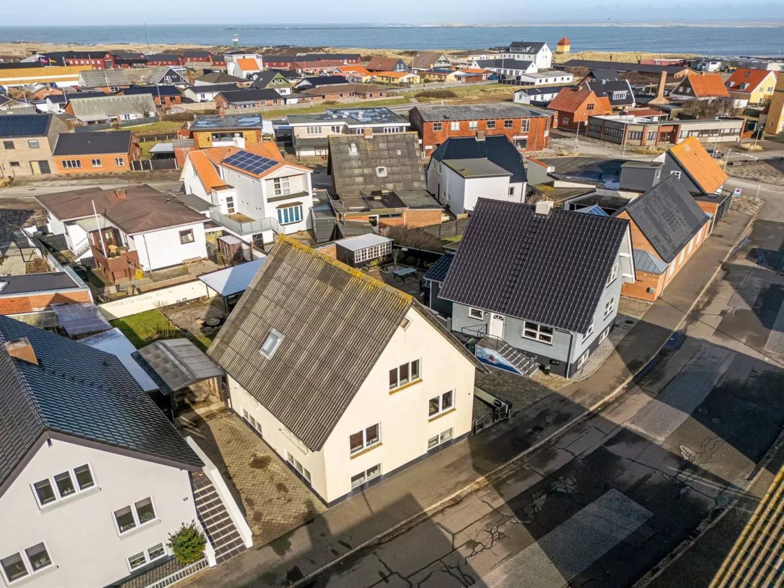 "Ullakarin" - 200m from the sea-Buiten