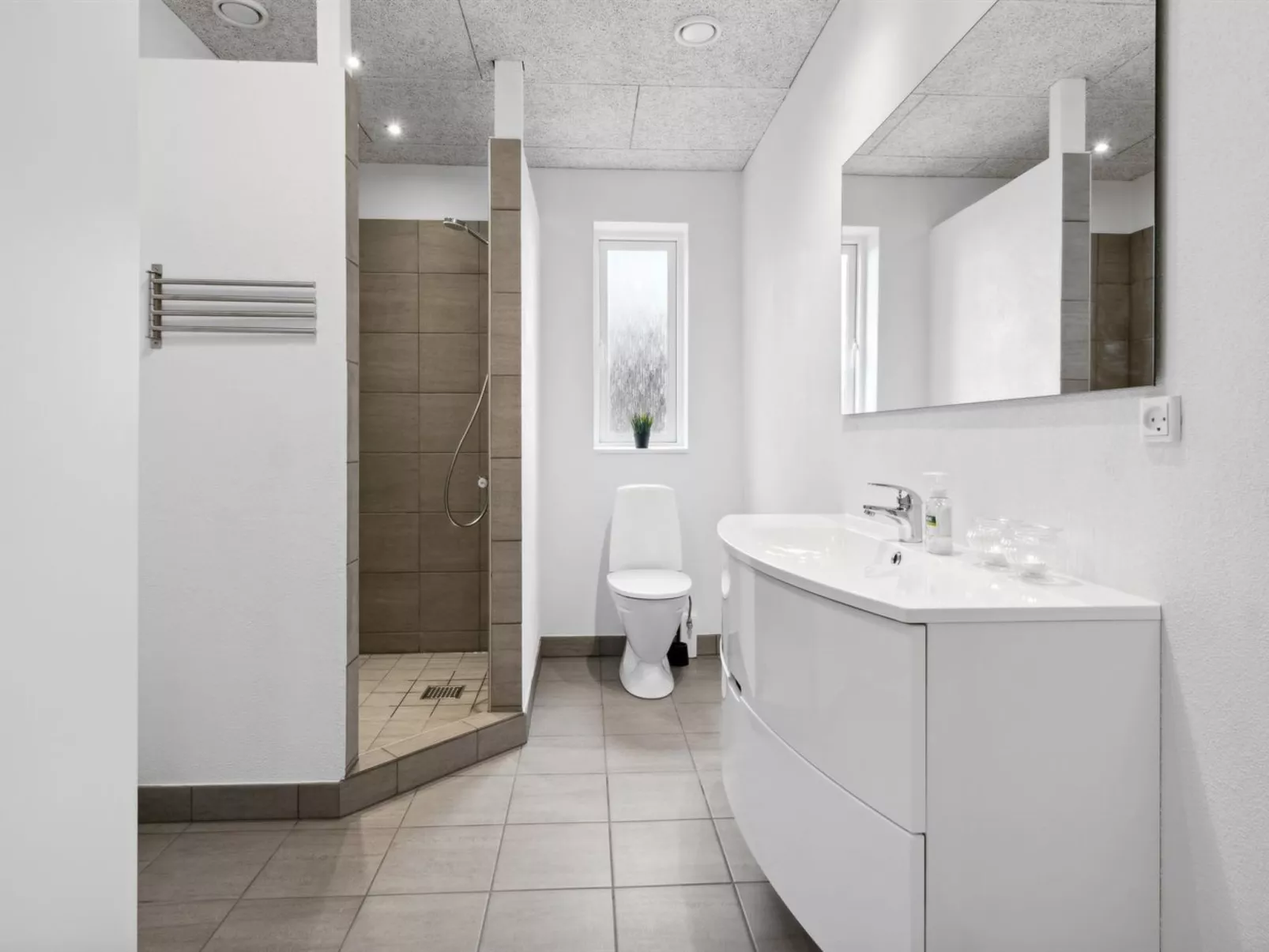 "Thorbiorn" -  from the sea-Binnen