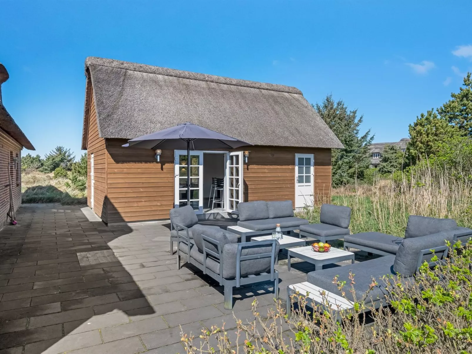 "Adia" - 300m from the sea-Binnen