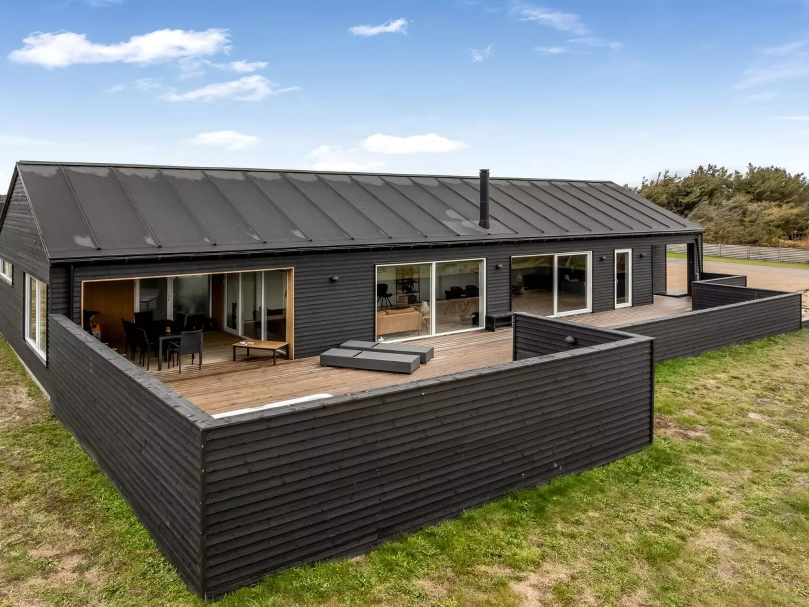 "Dreng" - 300m from the sea-Buiten