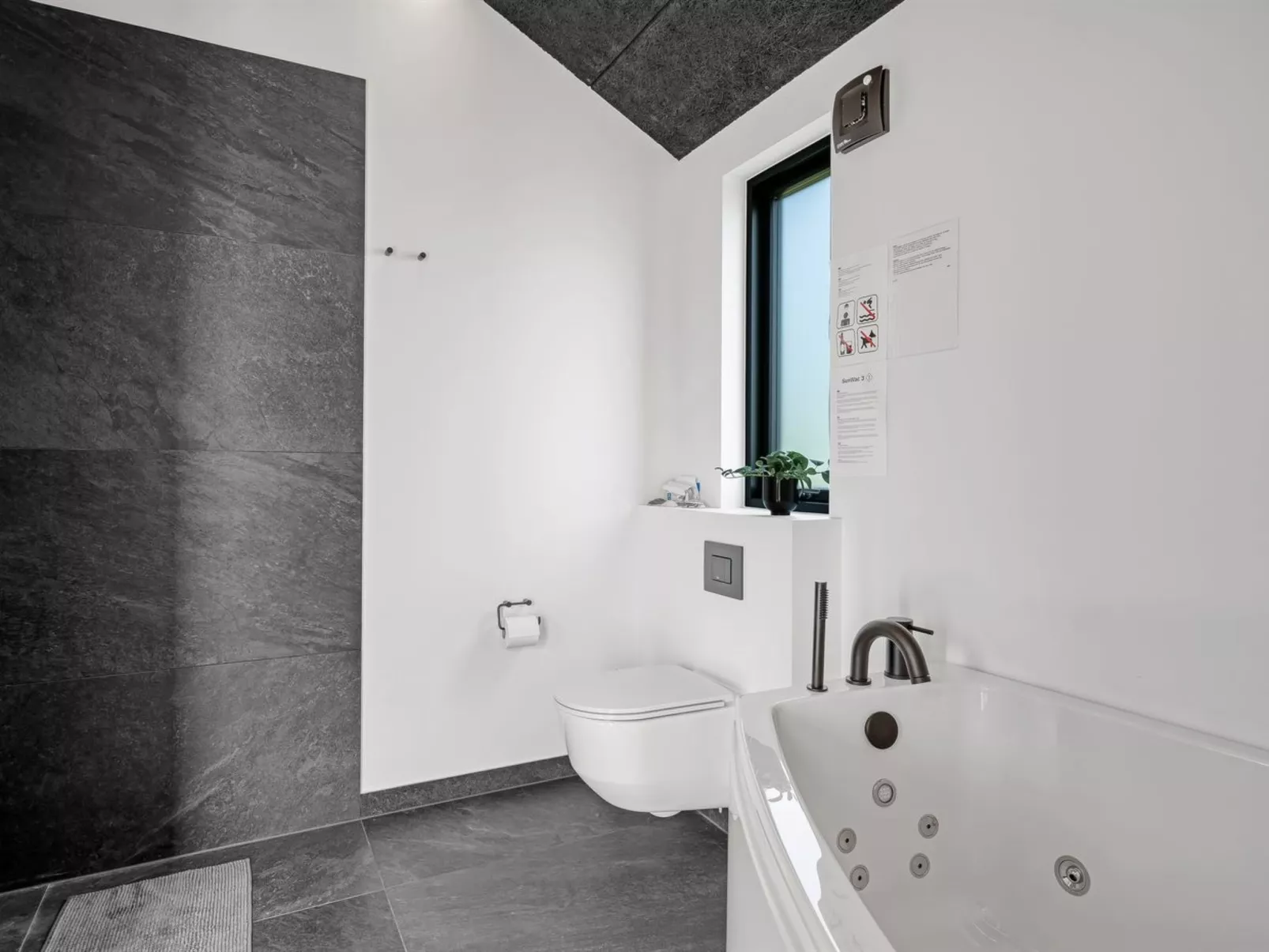 "Udder" - 1.5km from the sea-Binnen