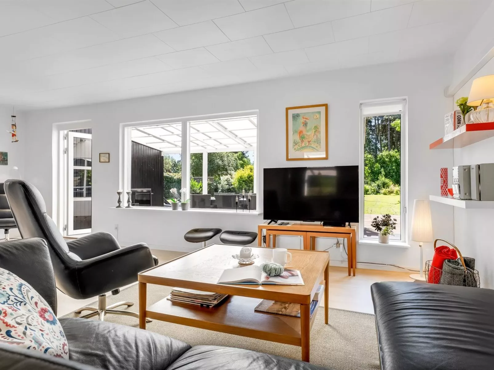 "Ansine" - 500m from the sea-Binnen