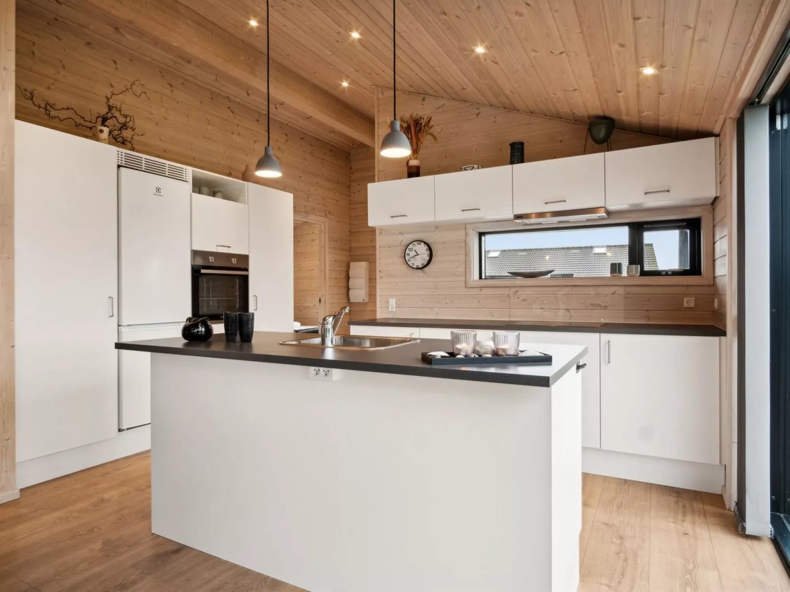 "Ehmi" - 750m from the sea-Binnen