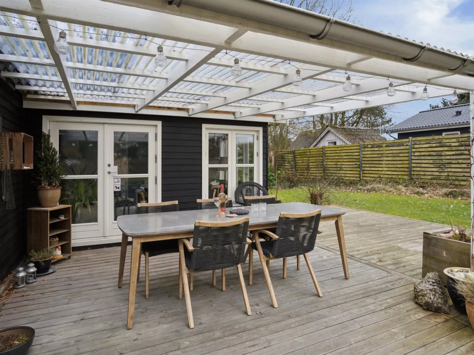 "Aksinja" - 700m from the sea-Buiten