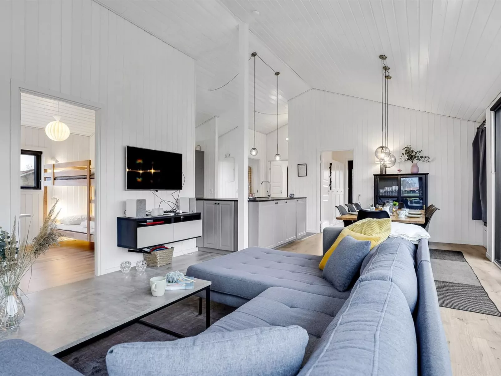 "Dyke" - 1.5km from the sea-Binnen