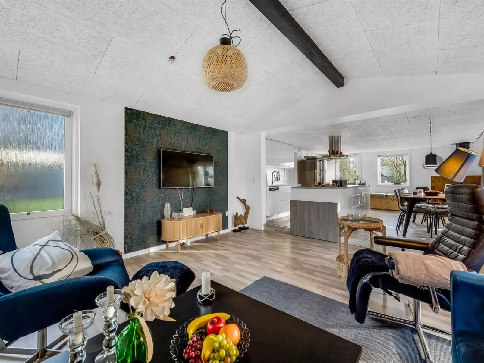 "Tiina" - 500m to the fjord-Binnen