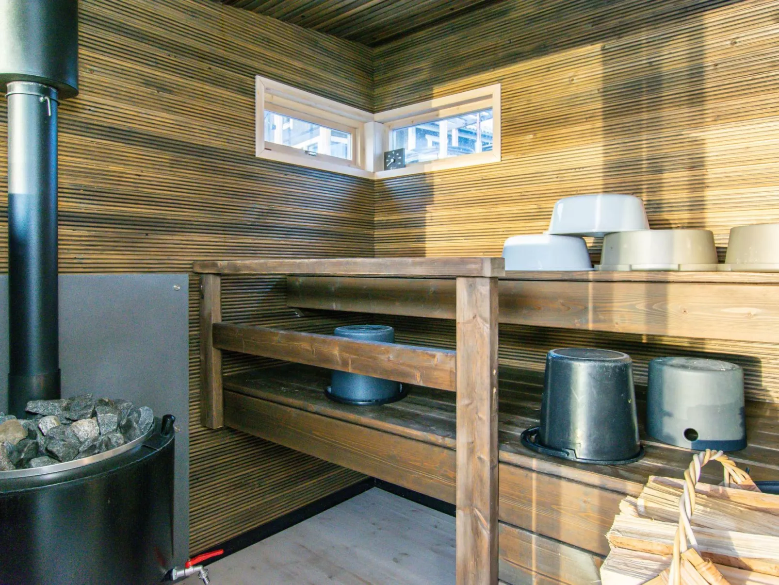 Aurinkopaikka-Binnen