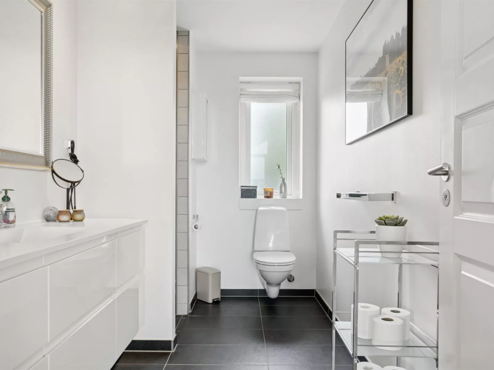 "Thyra" - 50m to the fjord-Binnen