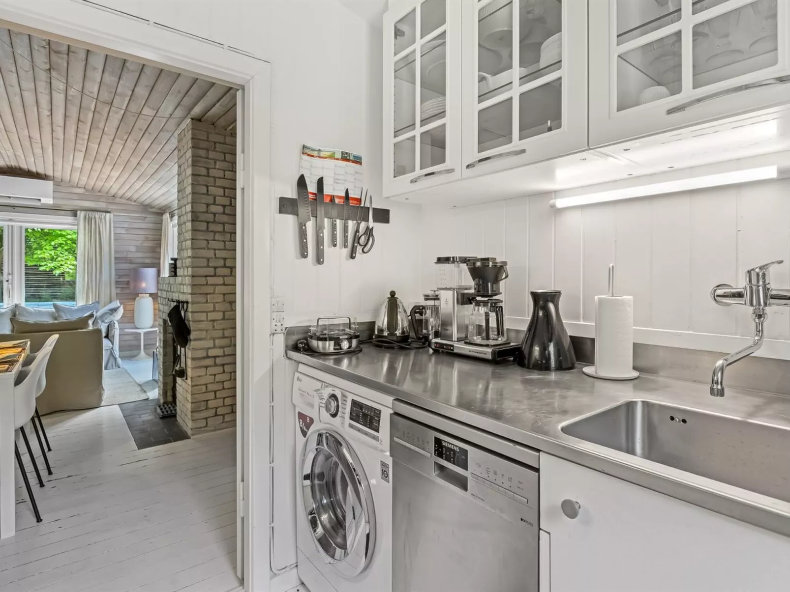 "Afke" - 660m from the sea-Binnen