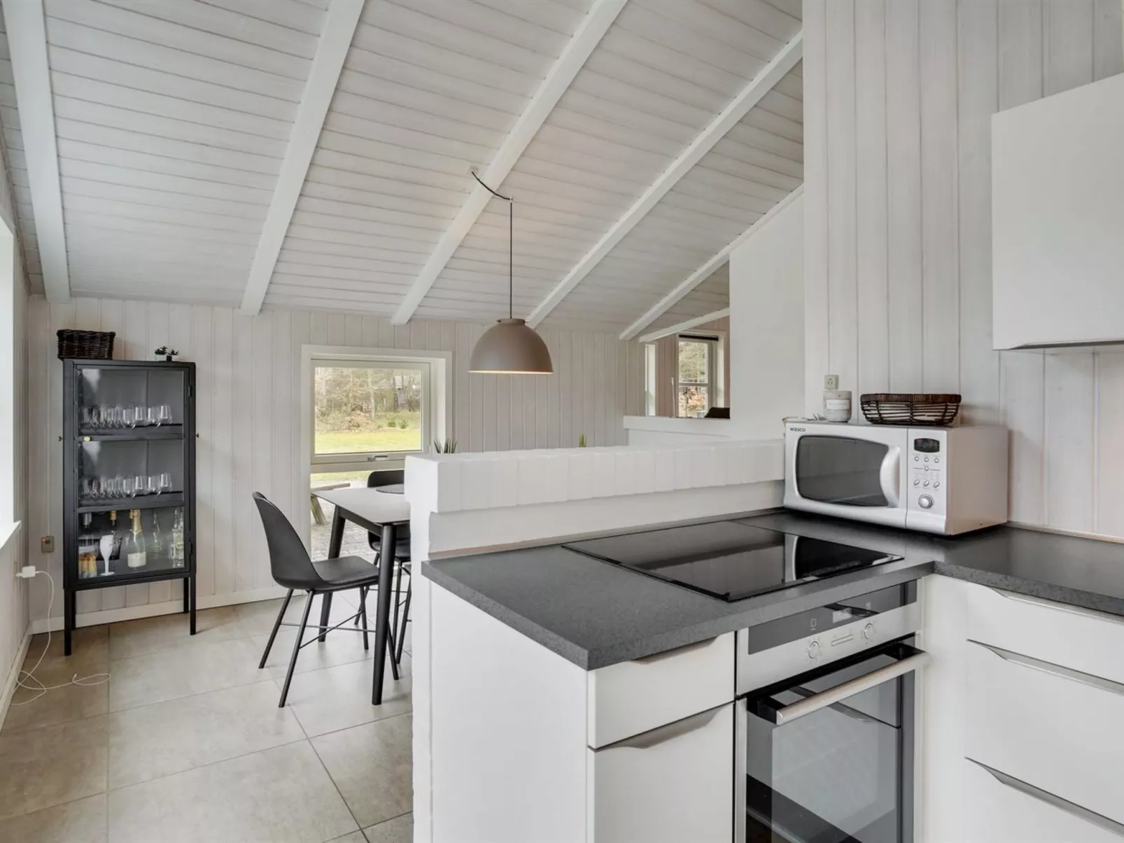 "Rietrikki" - 2.4km from the sea-Binnen