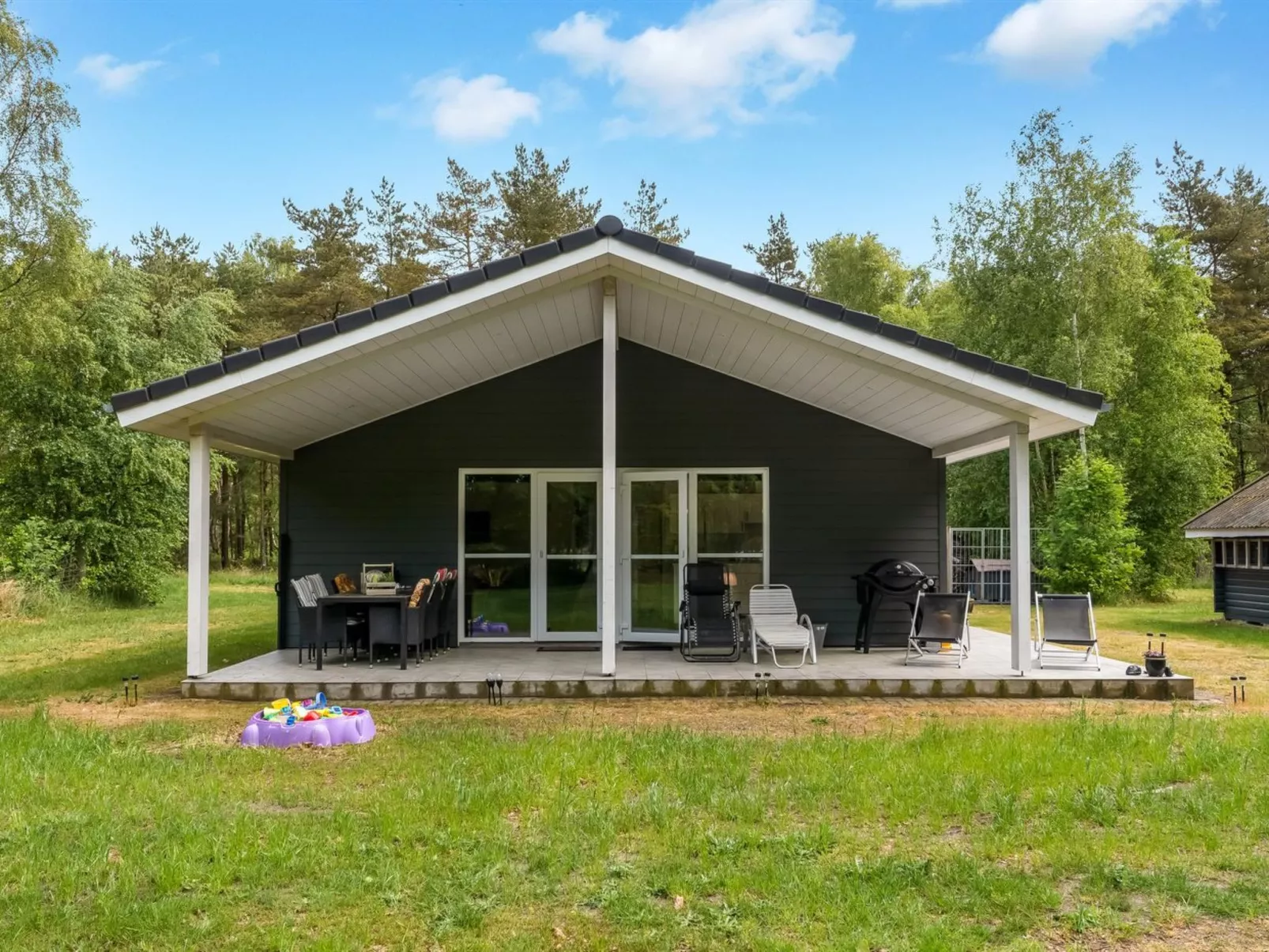 "Bæver" - 1km from the sea-Buiten