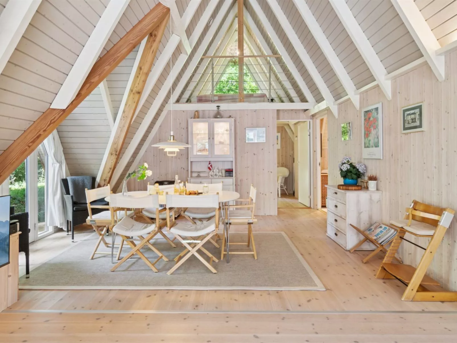 "Thrond" - 500m from the sea-Binnen