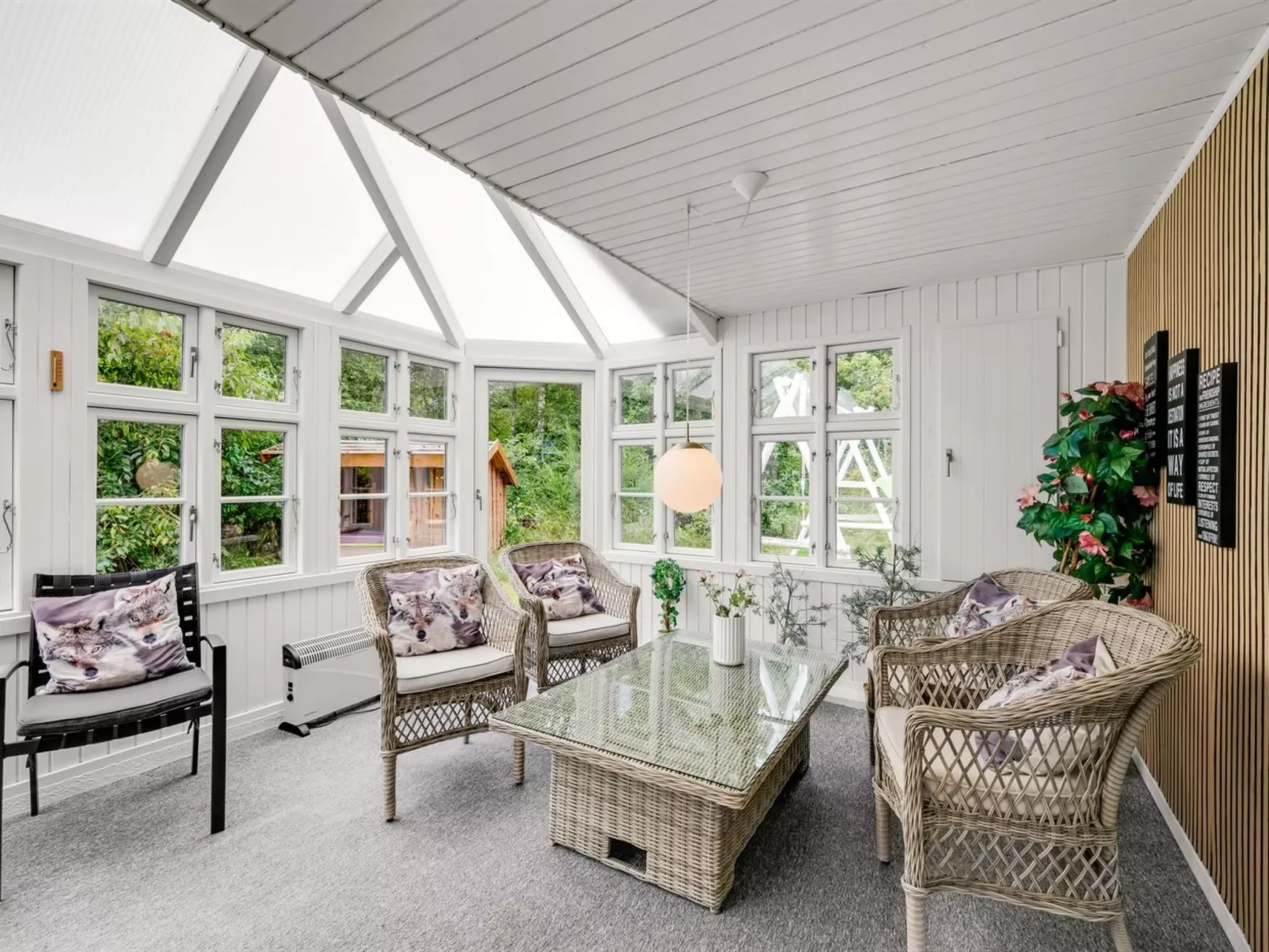 "Sami" - 600m to the fjord-Binnen