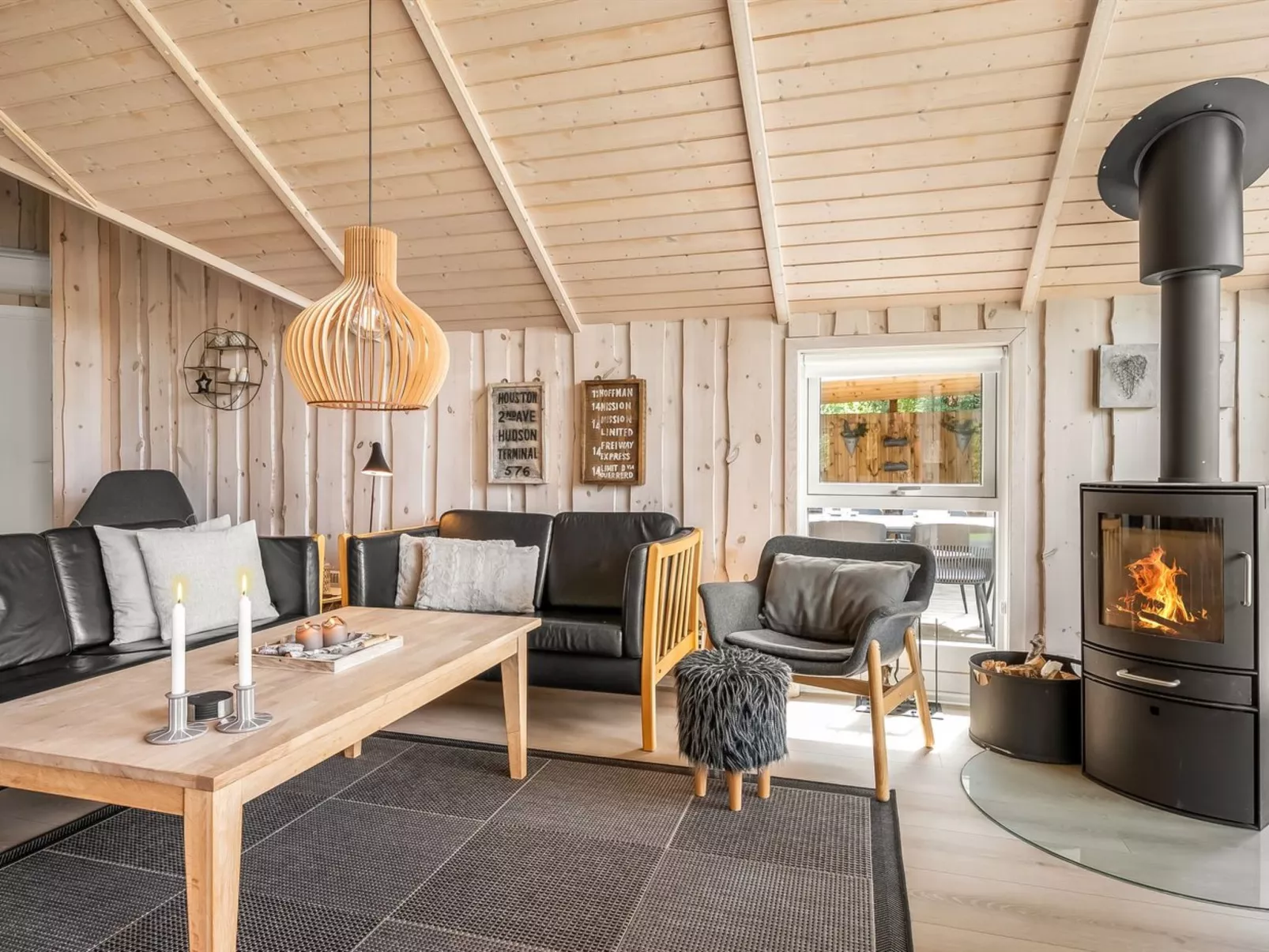 "Mieka" - 500m from the sea-Binnen