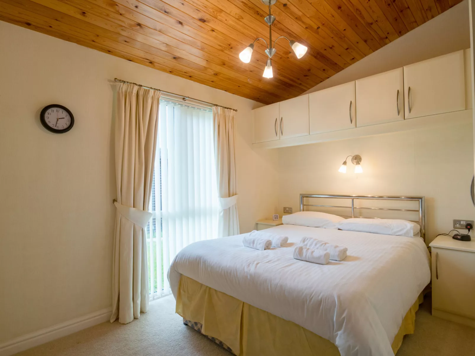 Whitsand Bay Lodge-Binnen