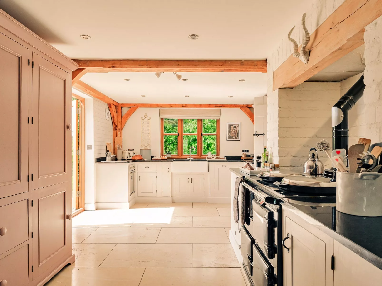 Windfall Cottage-Binnen