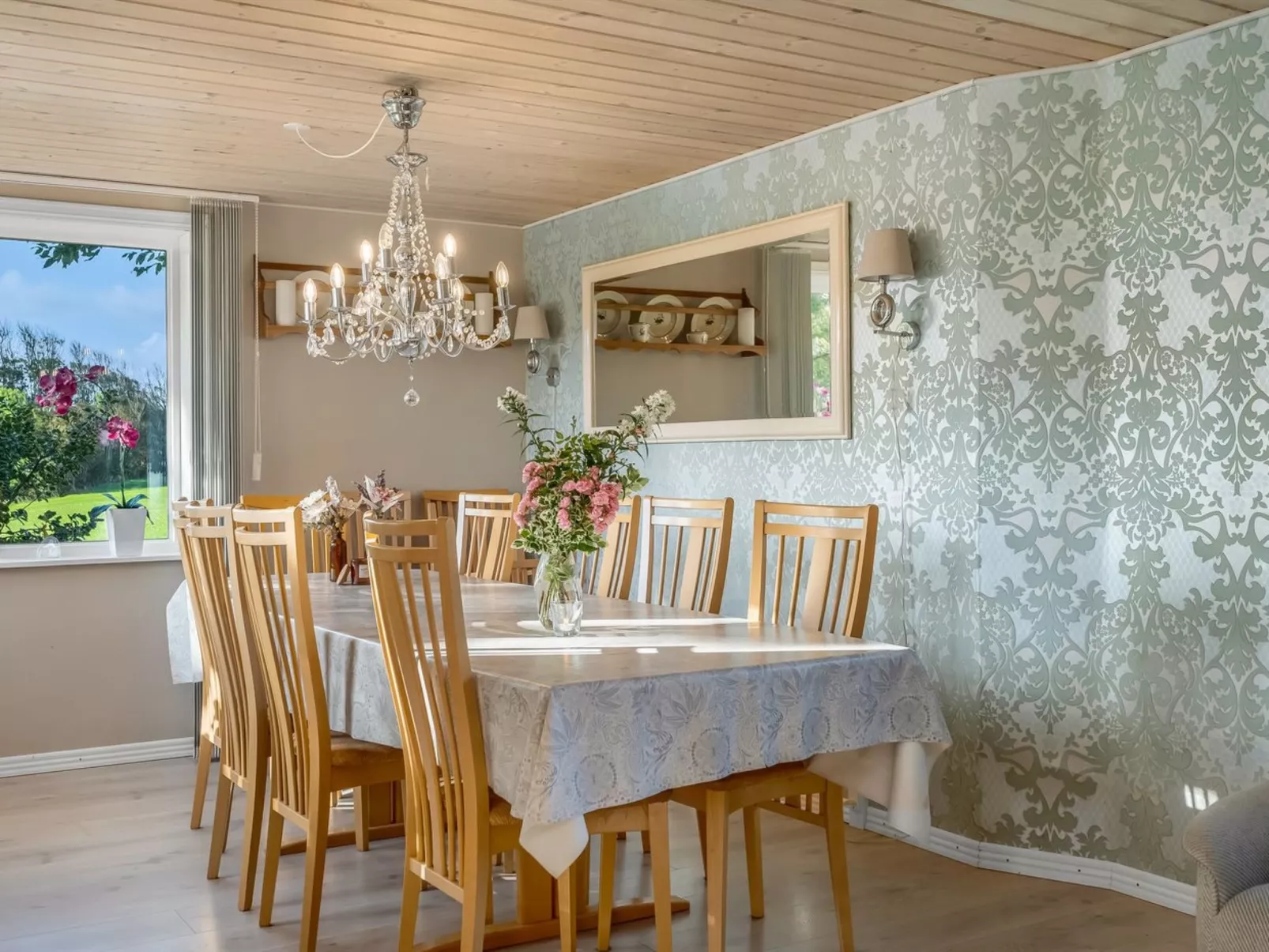 "Missa" - 2km to the fjord-Binnen