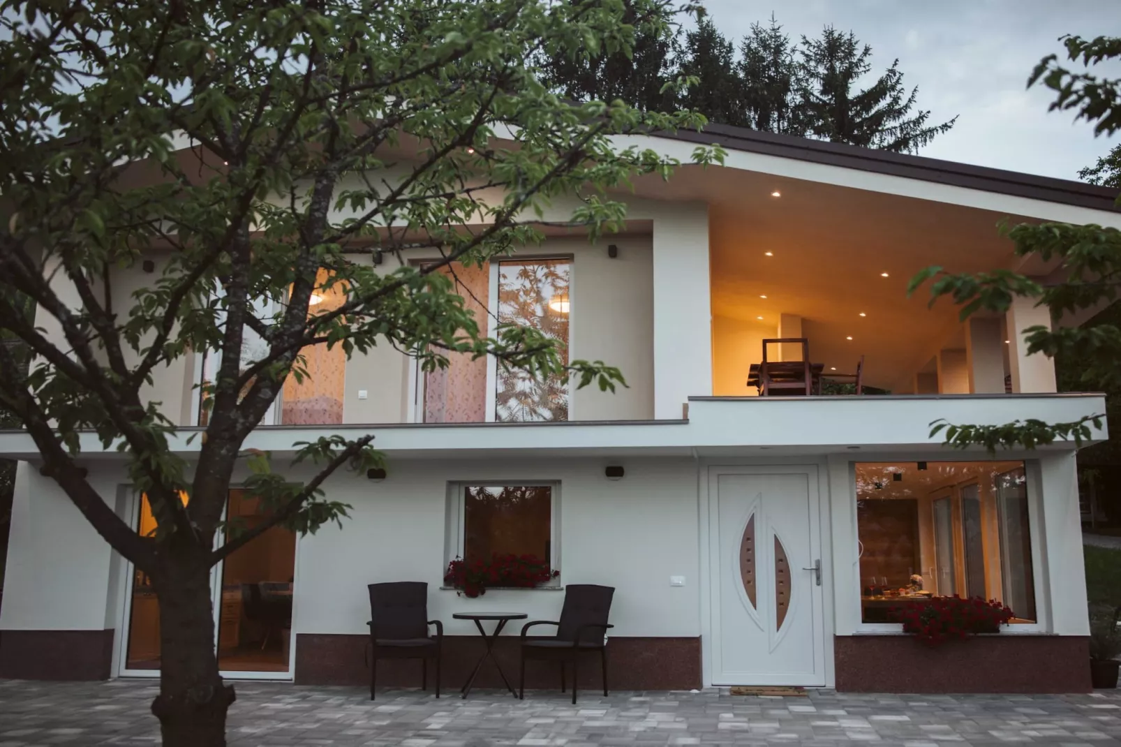 Cozy Holiday Home with Fireplace and Scenic Hills in Bistrica ob Sotli - Two Bedroom Holiday Home-Buitenlucht