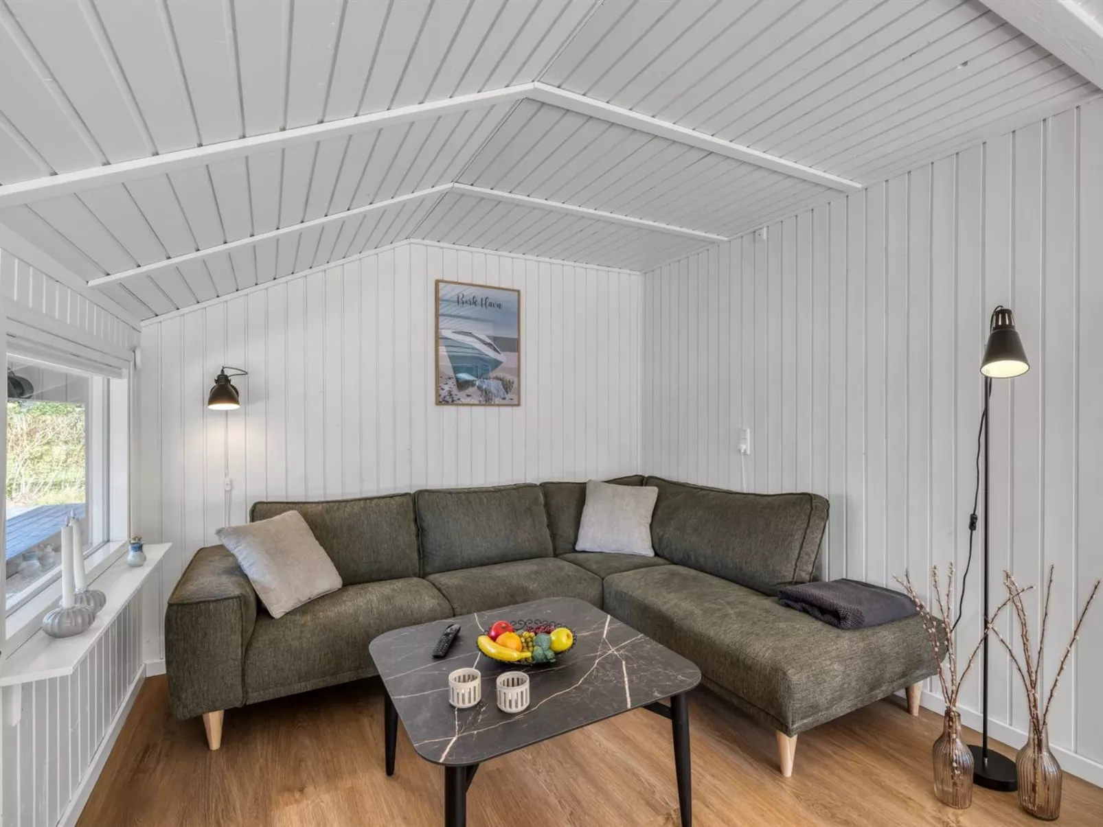 "Thamina" - 200m to the fjord-Binnen