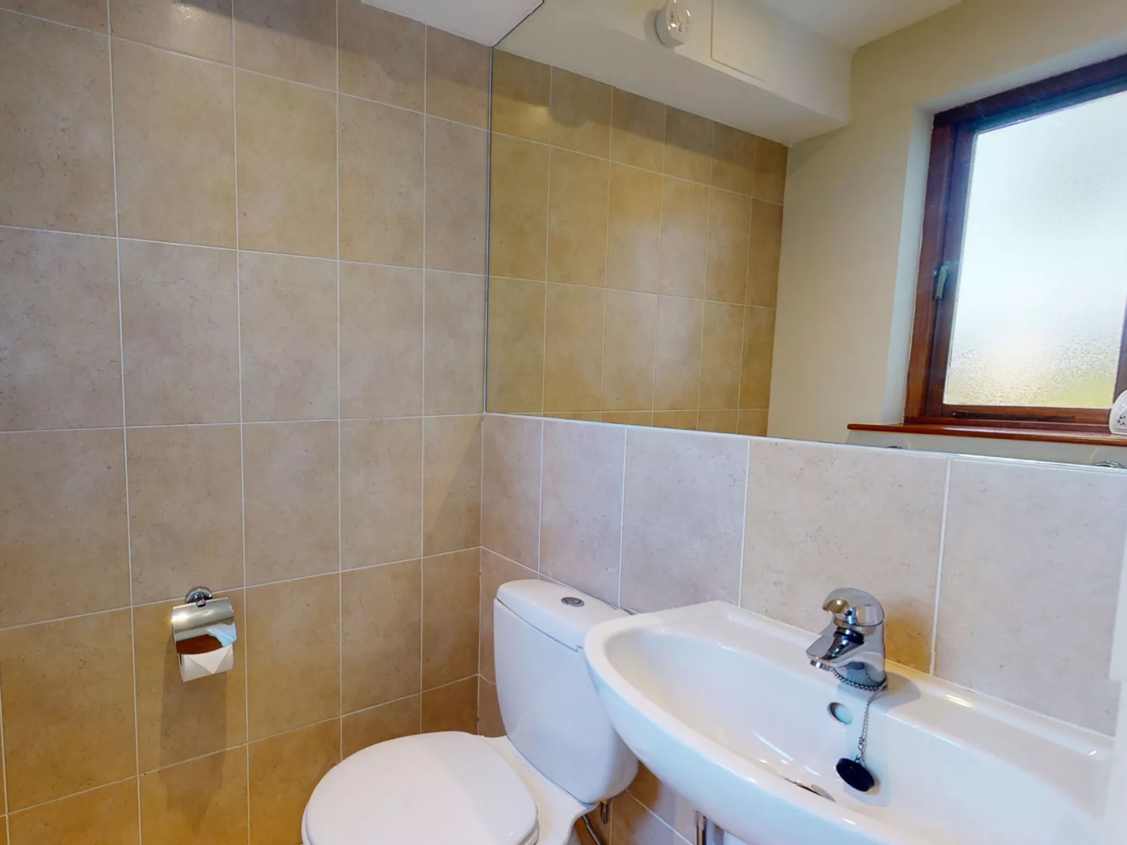 Castlemartyr Lodges (TR4) No 1 (3 Bed)-Binnen