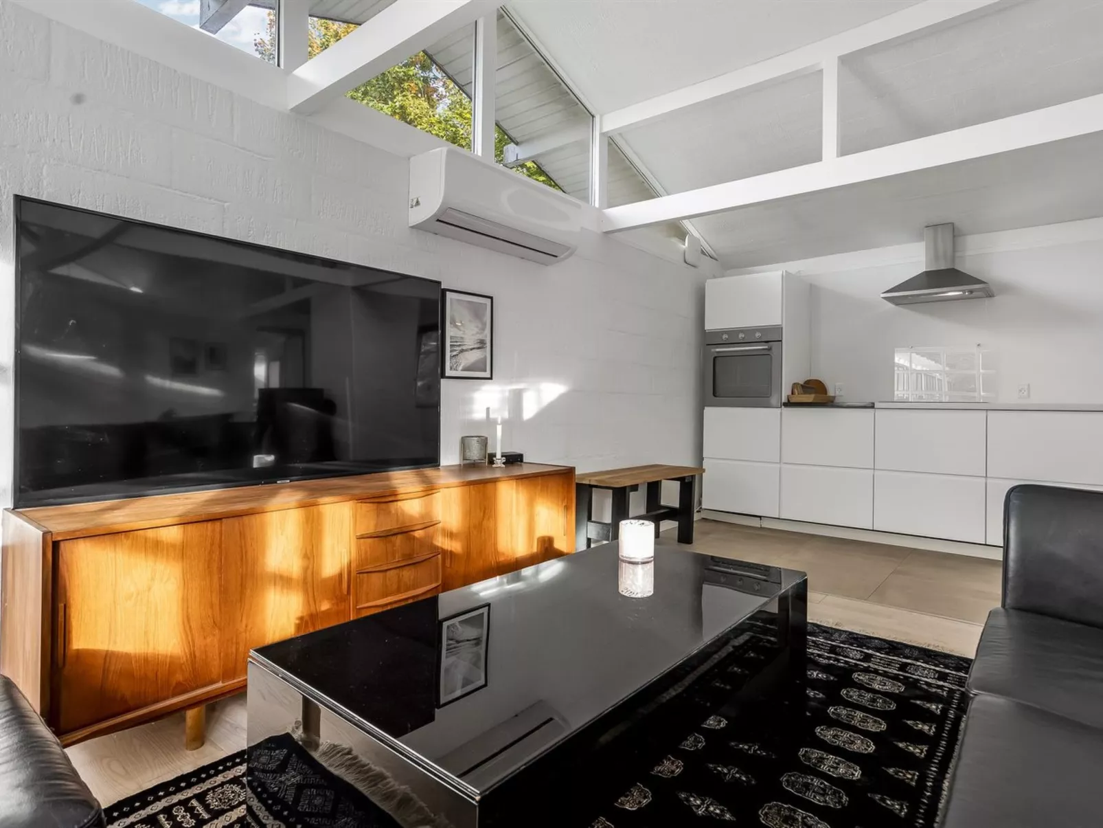 "Ranka" - 300m from the sea-Binnen