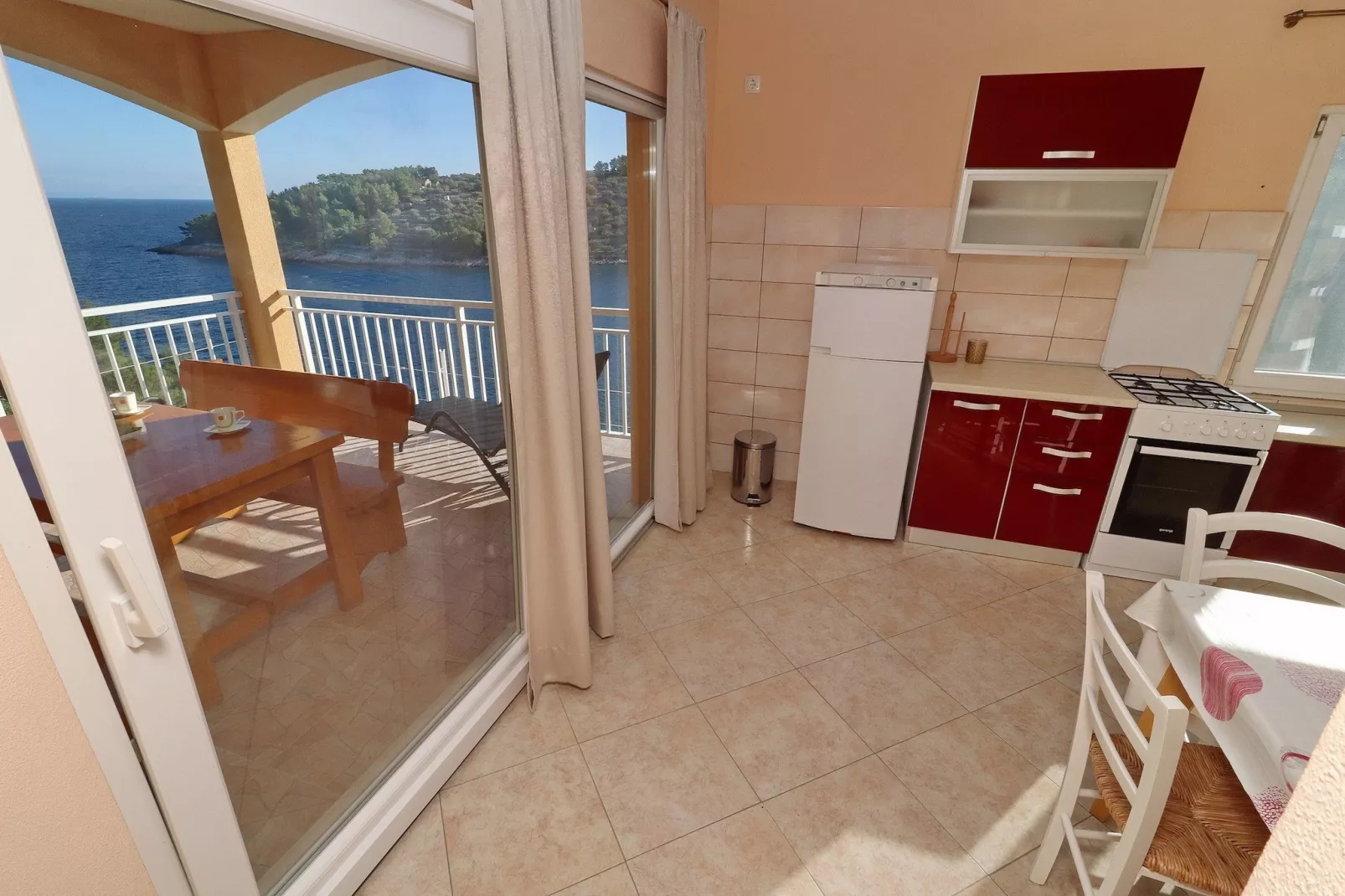 Peaceful Holiday House Senija - Four bedroom Holiday Home with Terrace and Sea View-Binnen