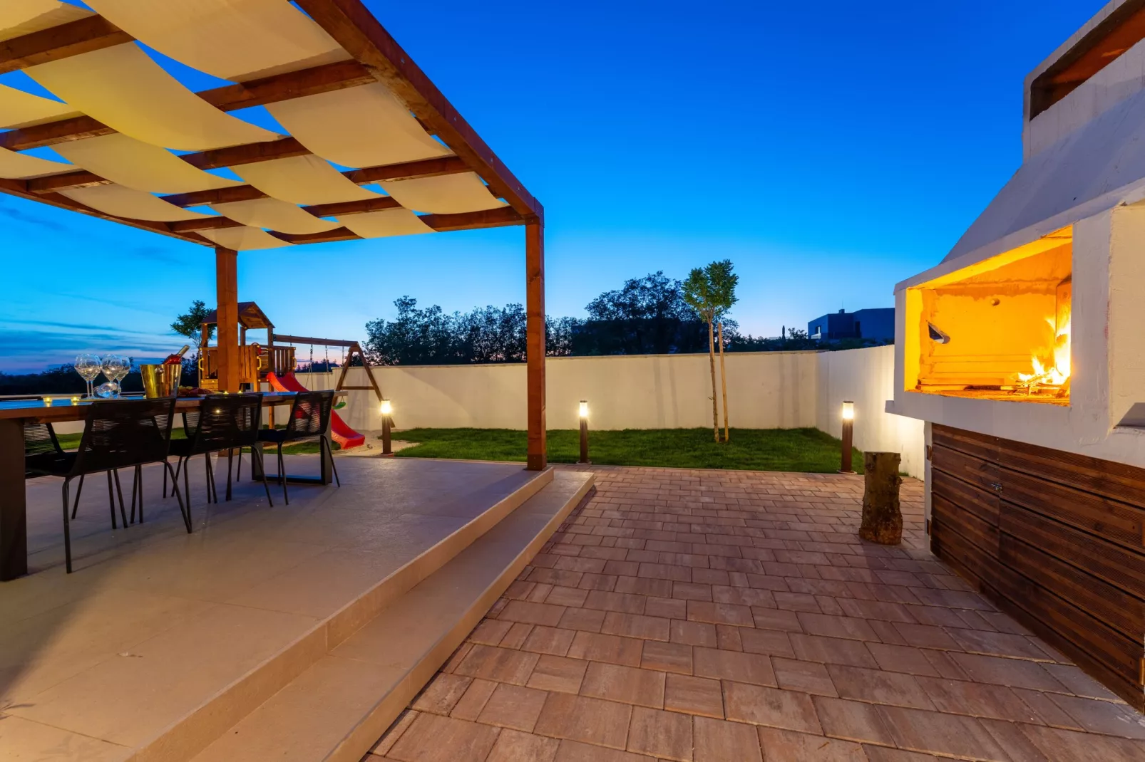 Luxury Villa T&T-Terrasbalkon