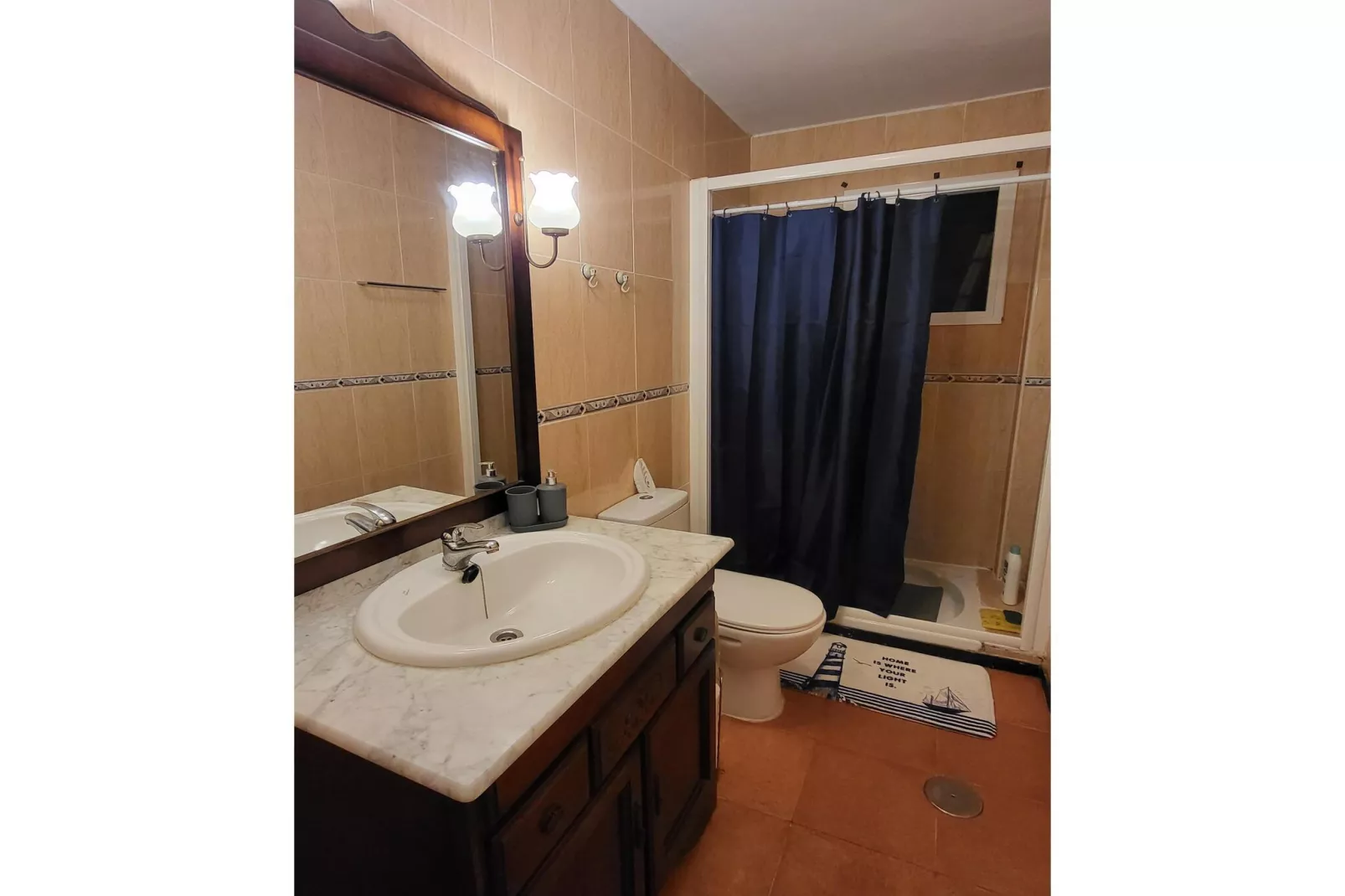 CT 368 AL - Faro's Casa Primera Linea Naturista Veraplaya-Badkamer