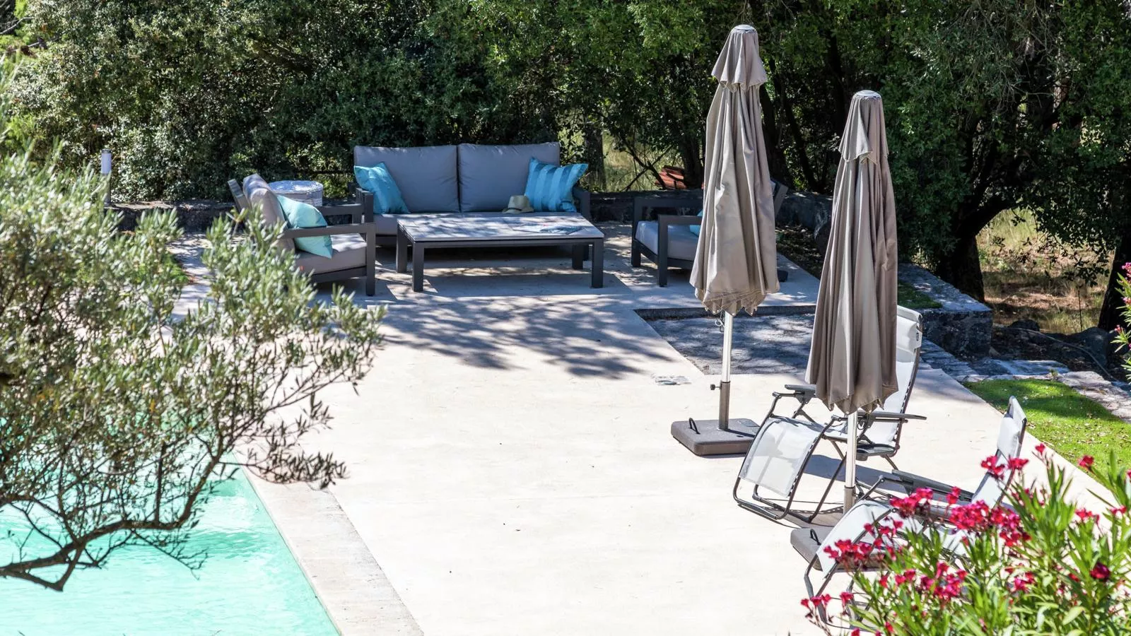 La Rocaille-Tuinen zomer