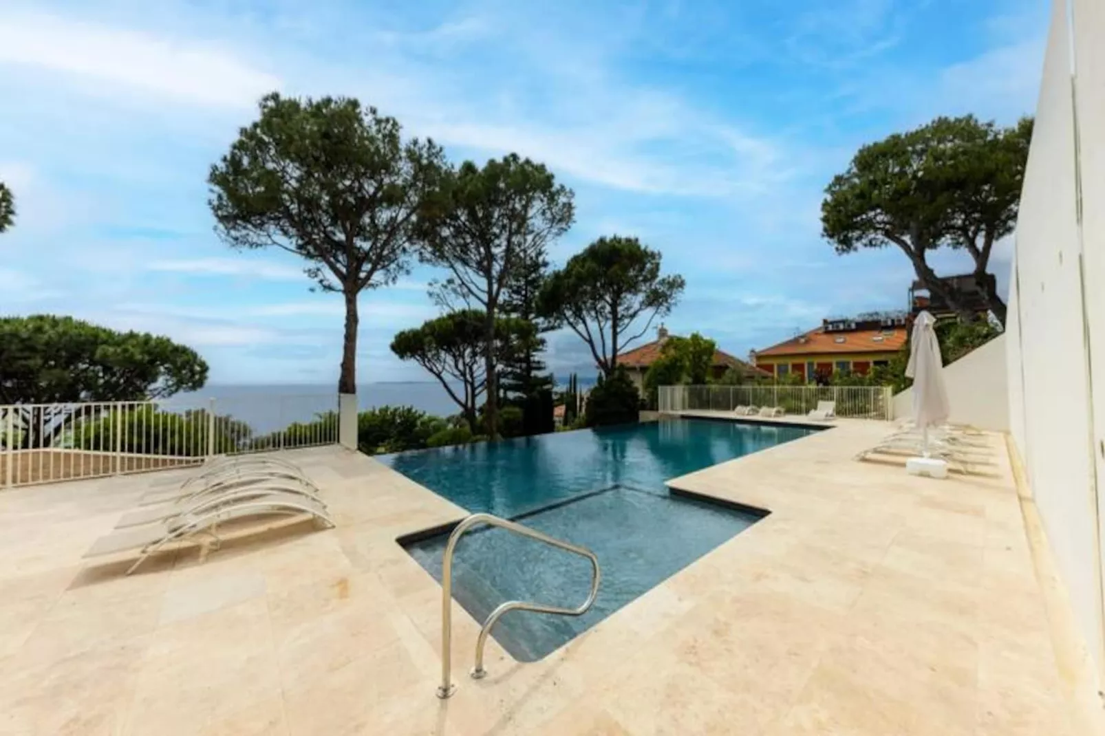 06db Magnifique Appartement Vue Incroyable Mtboron-Niet-getagd