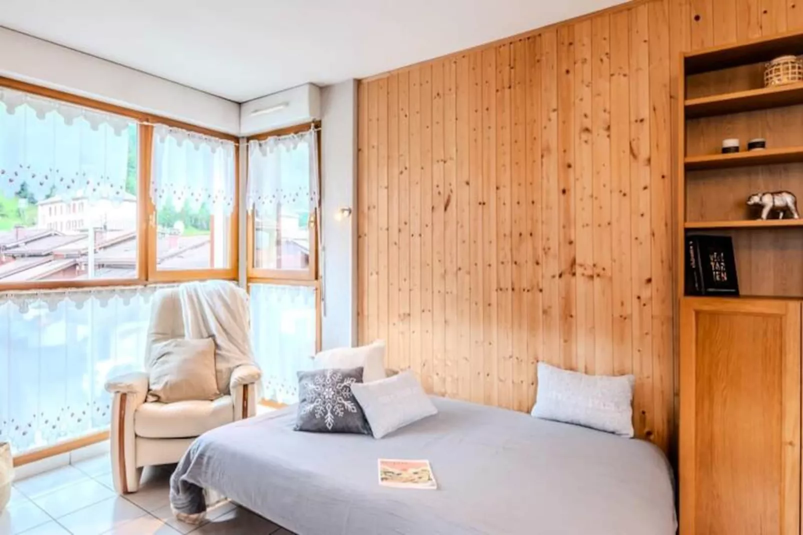 Slow Chalet Th&ocirc;nes: Lac & Montagne -15 Min Ski - Ascenseur, Balcon, Parking-Niet-getagd