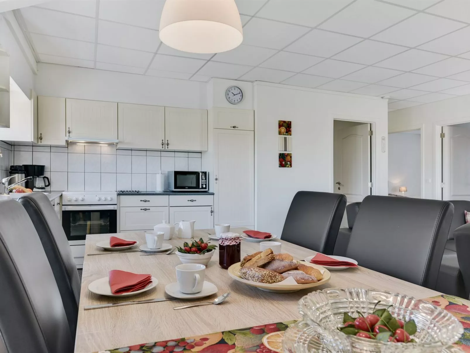 "Henne" - 2.5km from the sea-Binnen