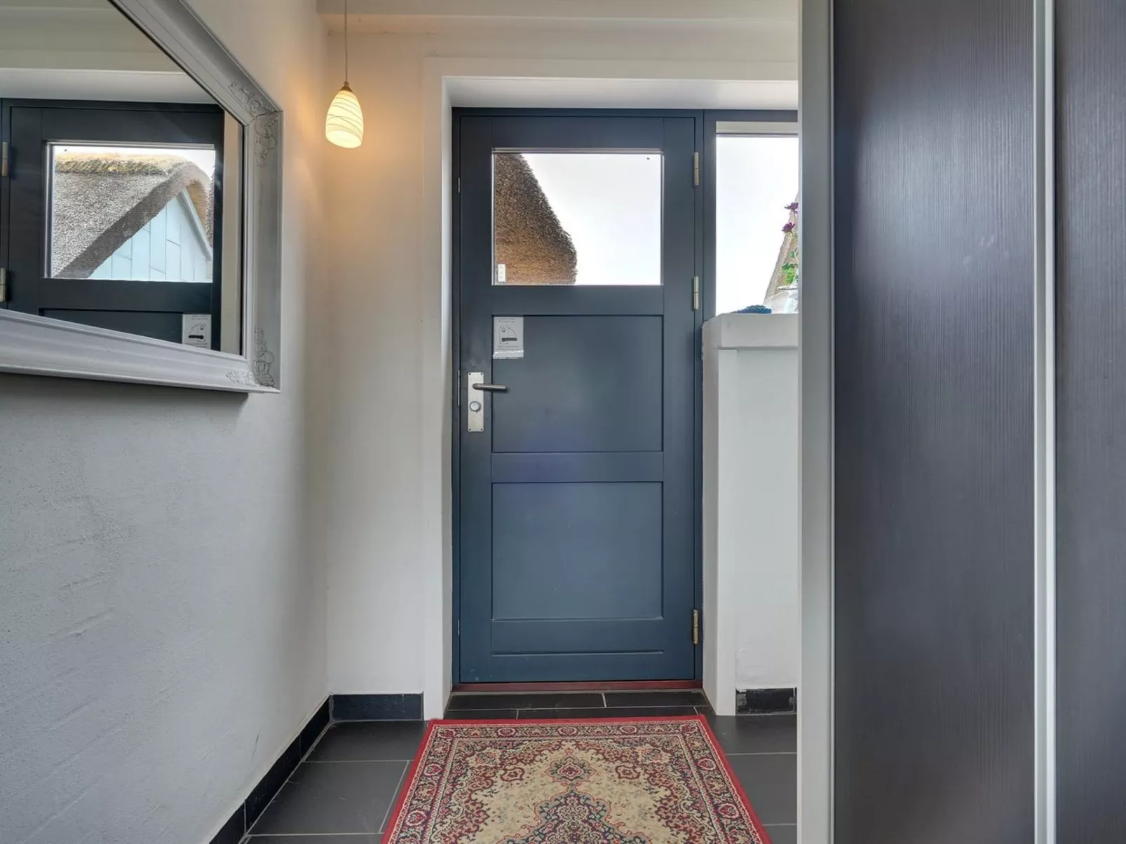 "Anselmi" - 450m from the sea-Binnen