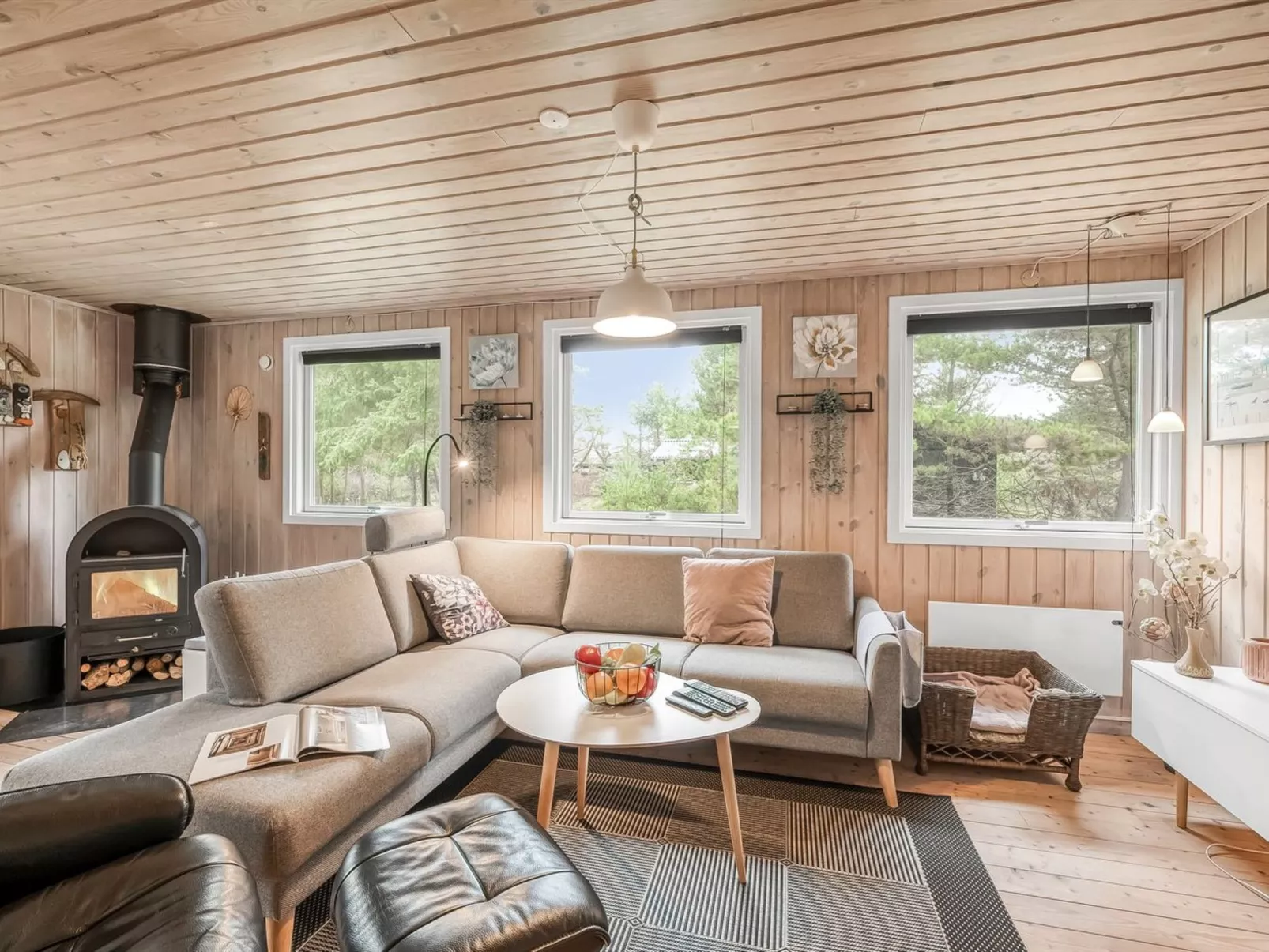 "Toimi" - 500m to the fjord-Binnen