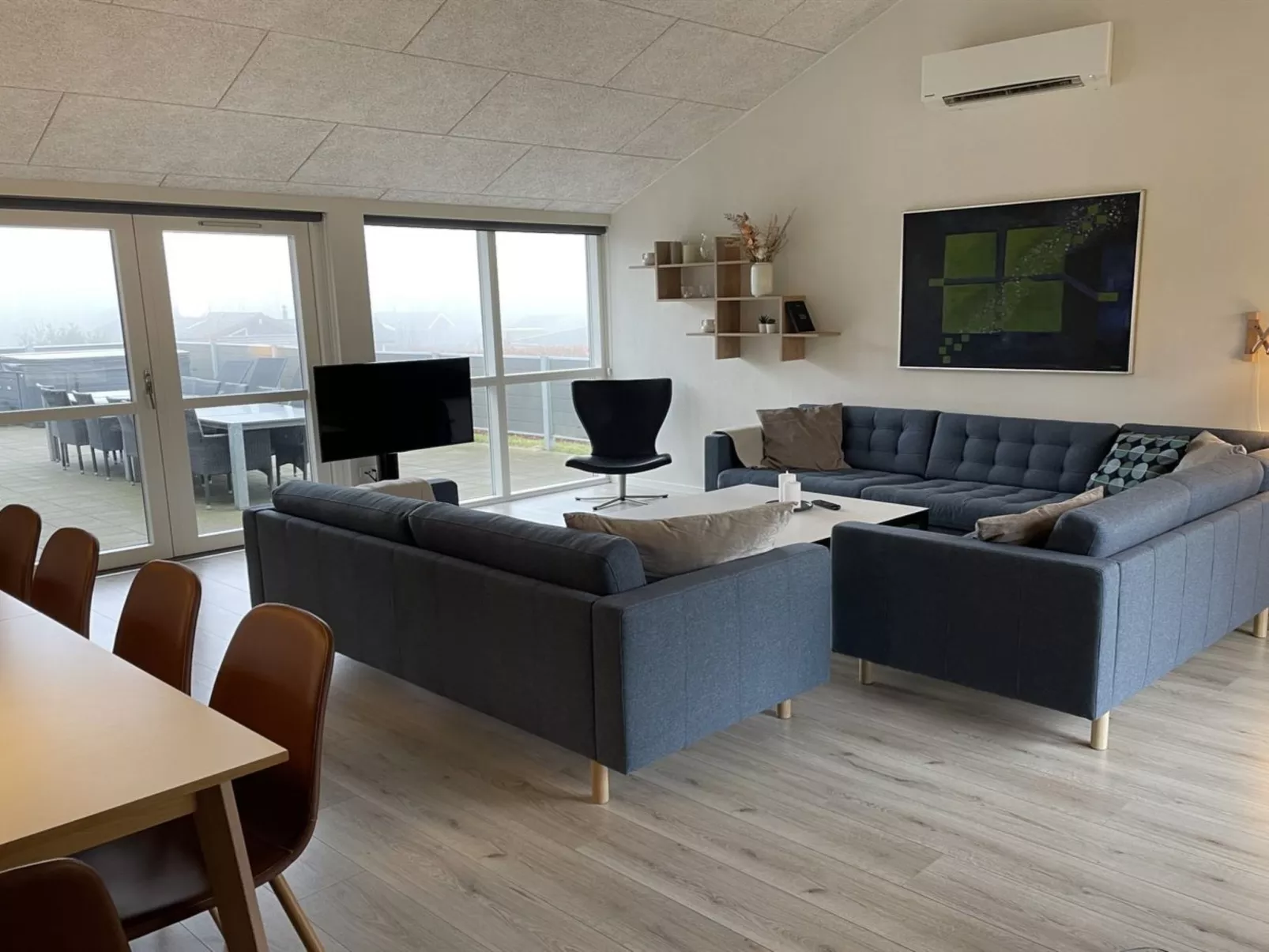 "Yakari" - 300m from the sea-Binnen