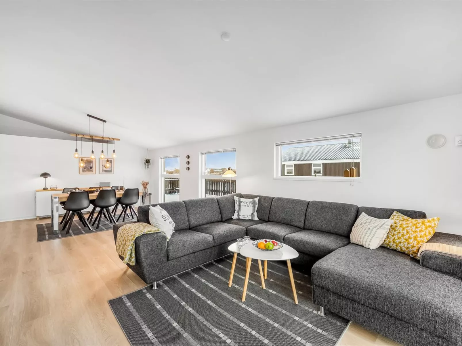 "Damaskin" - 300m from the sea-Binnen