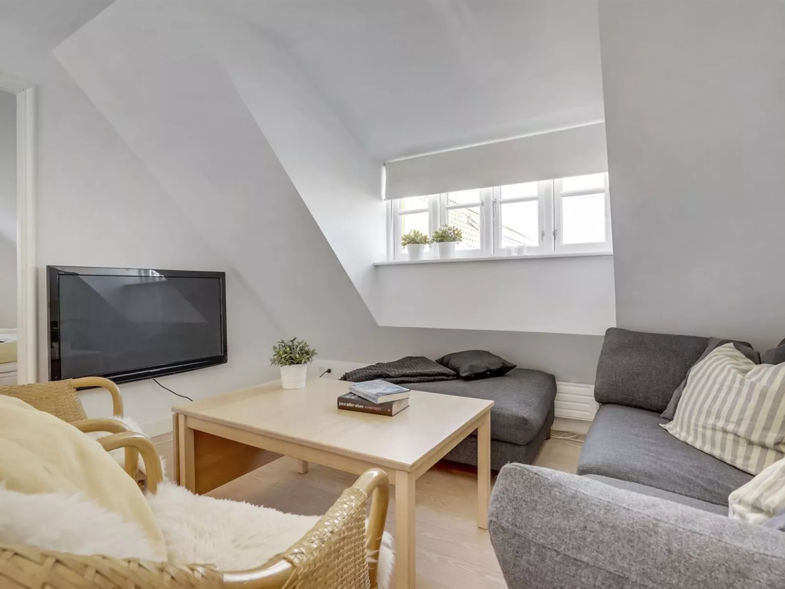 "Stephie" - 1.1km from the sea-Binnen