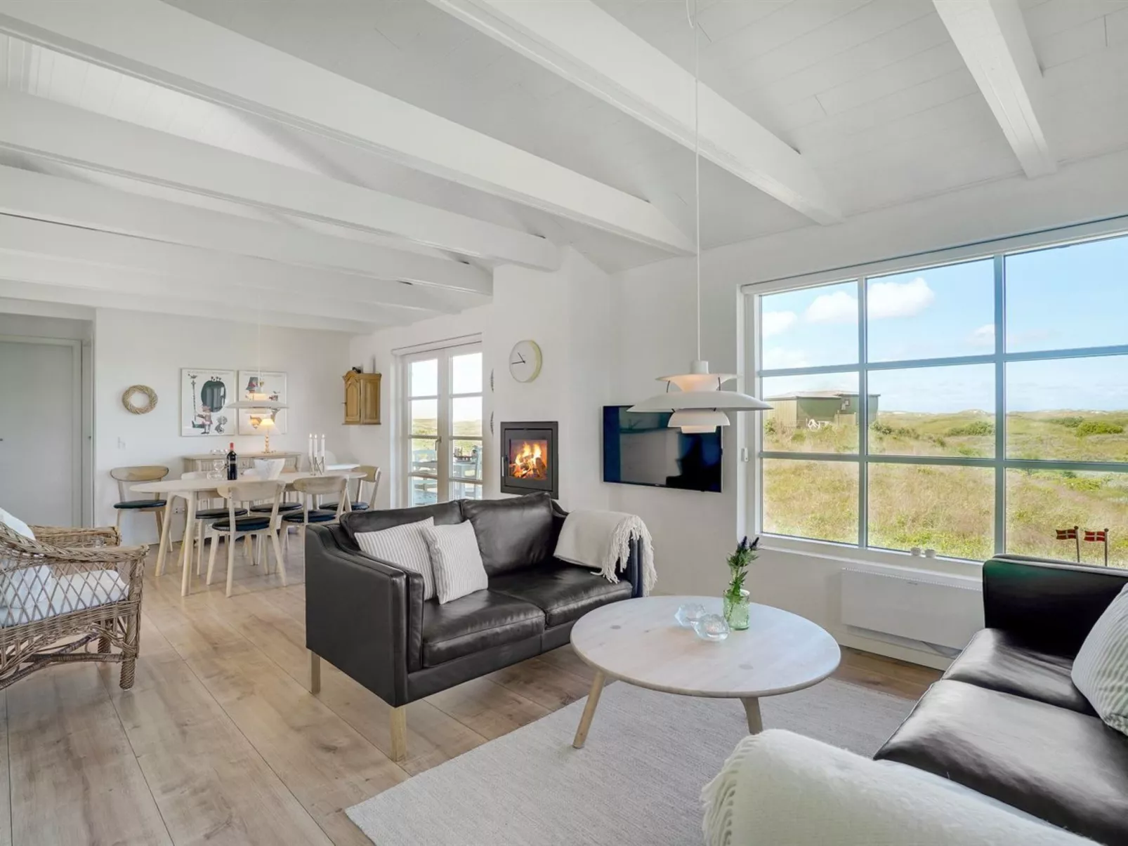 "Ortwin" - 300m from the sea-Binnen