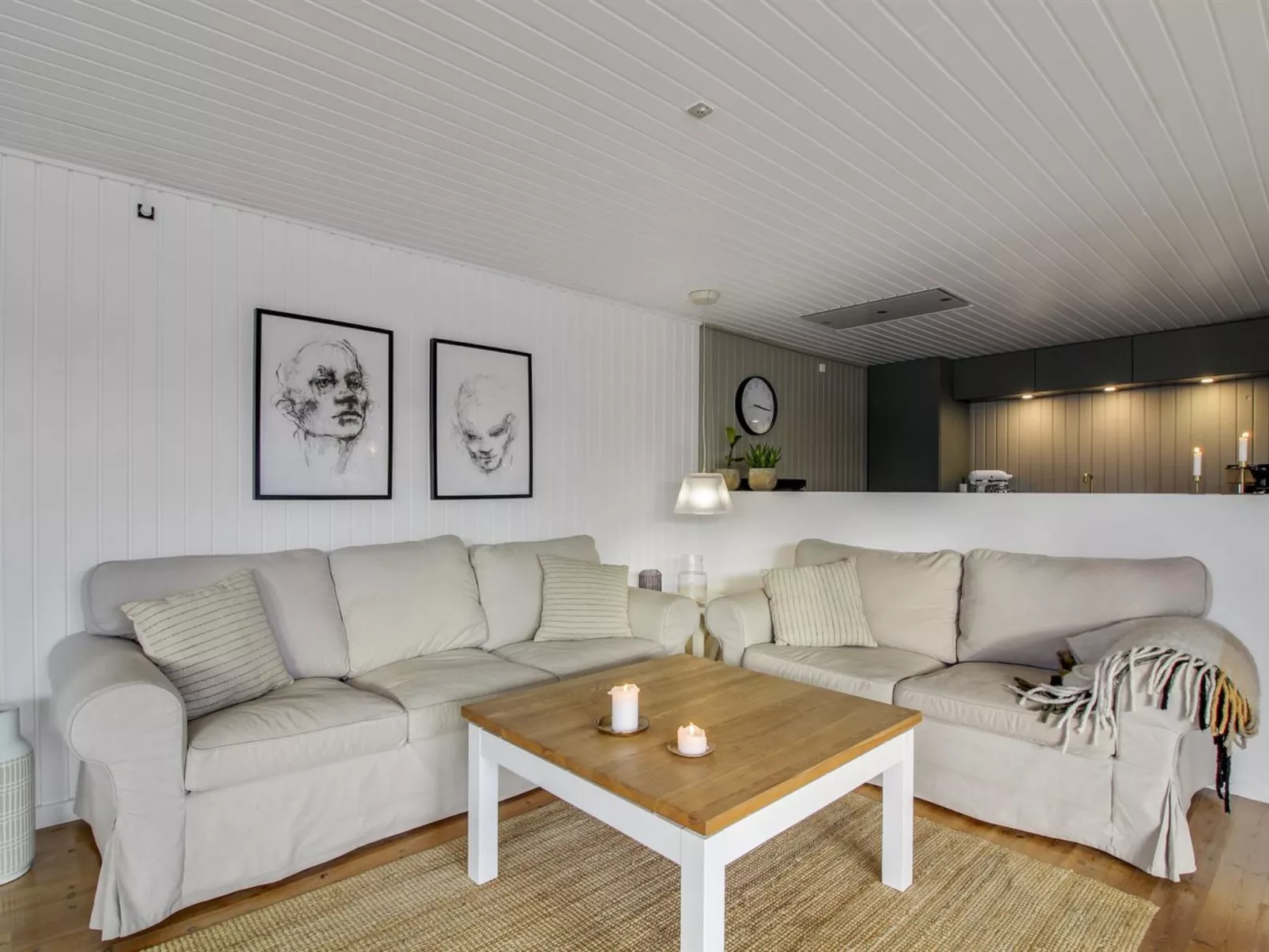 "Rutha" - 45m from the sea-Binnen