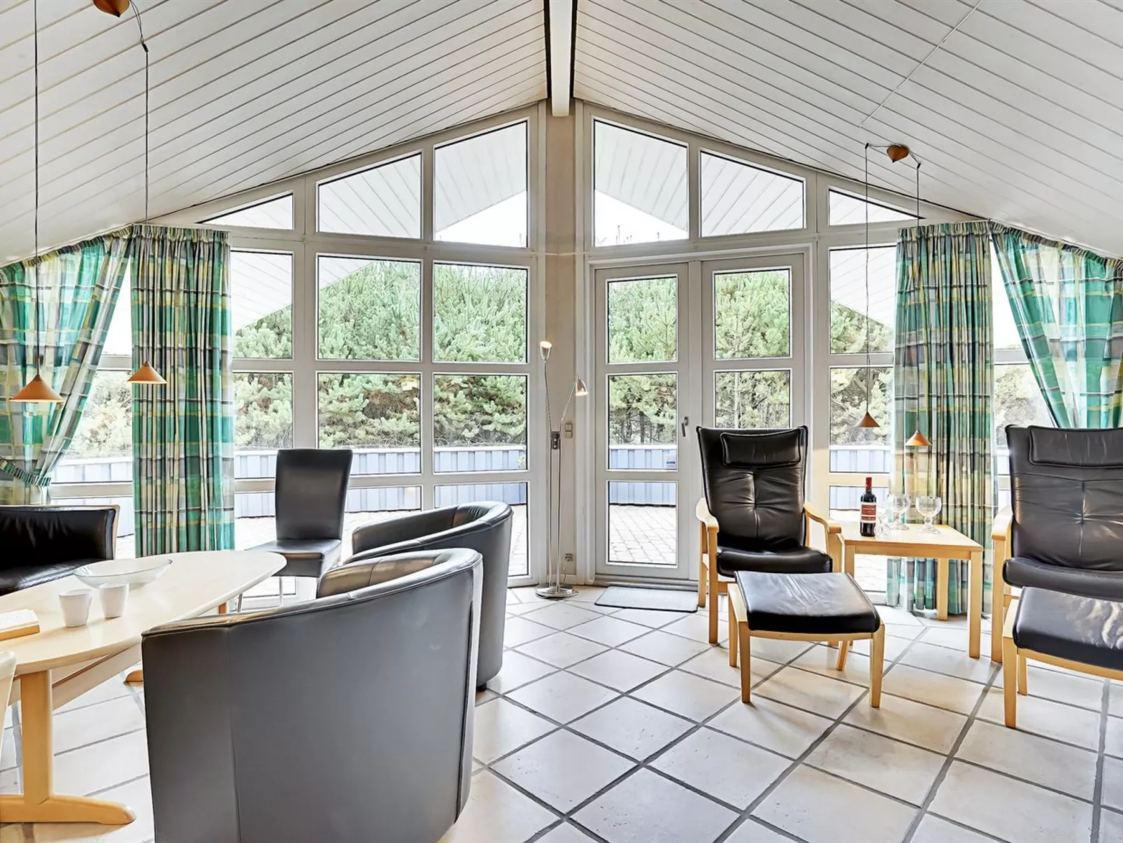 "Guththorm" - 600m from the sea-Binnen