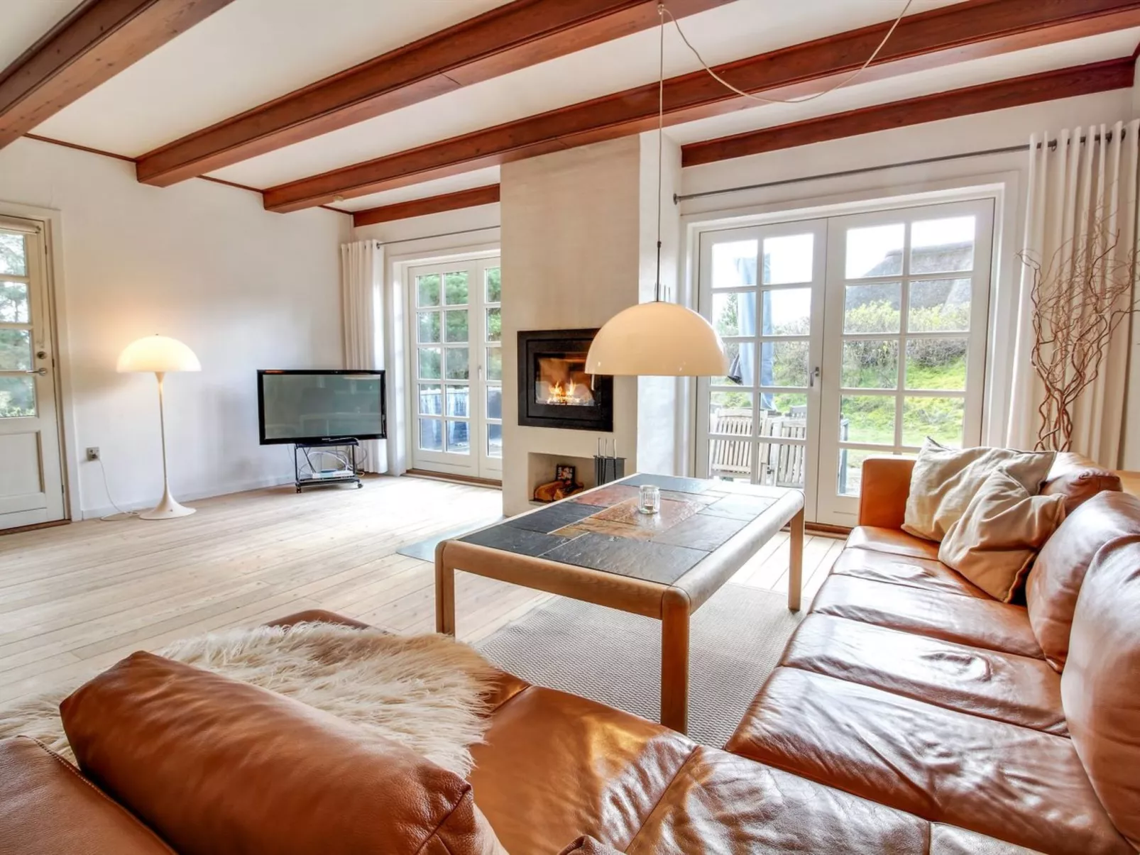 "Risto" - 2.3km from the sea-Binnen