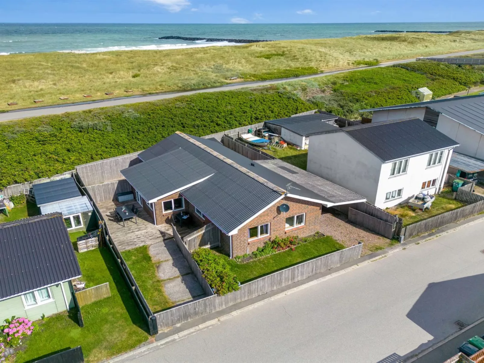 "Heming" - 100m from the sea-Buiten