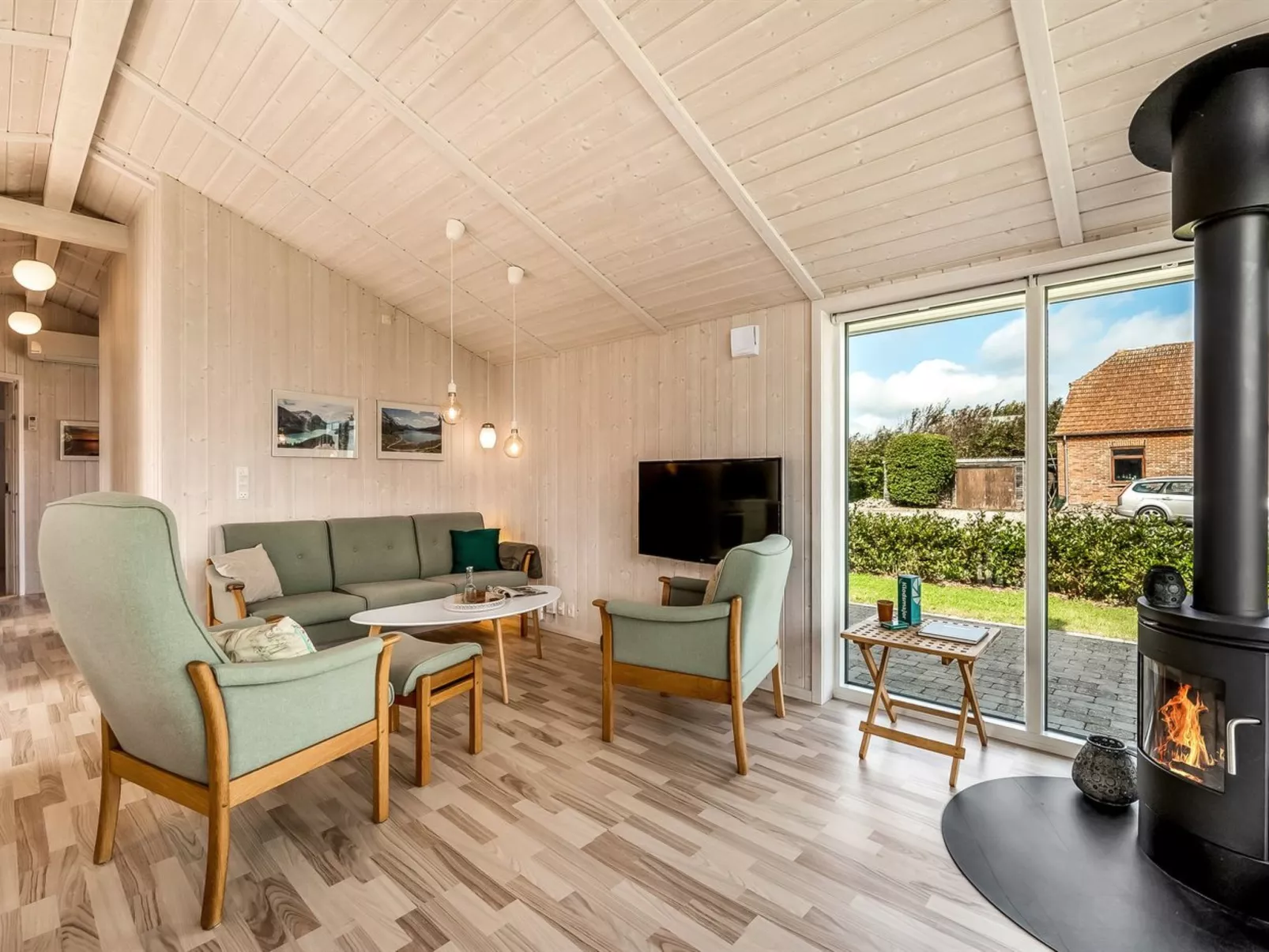 "Tanna" - 330m to the fjord-Binnen