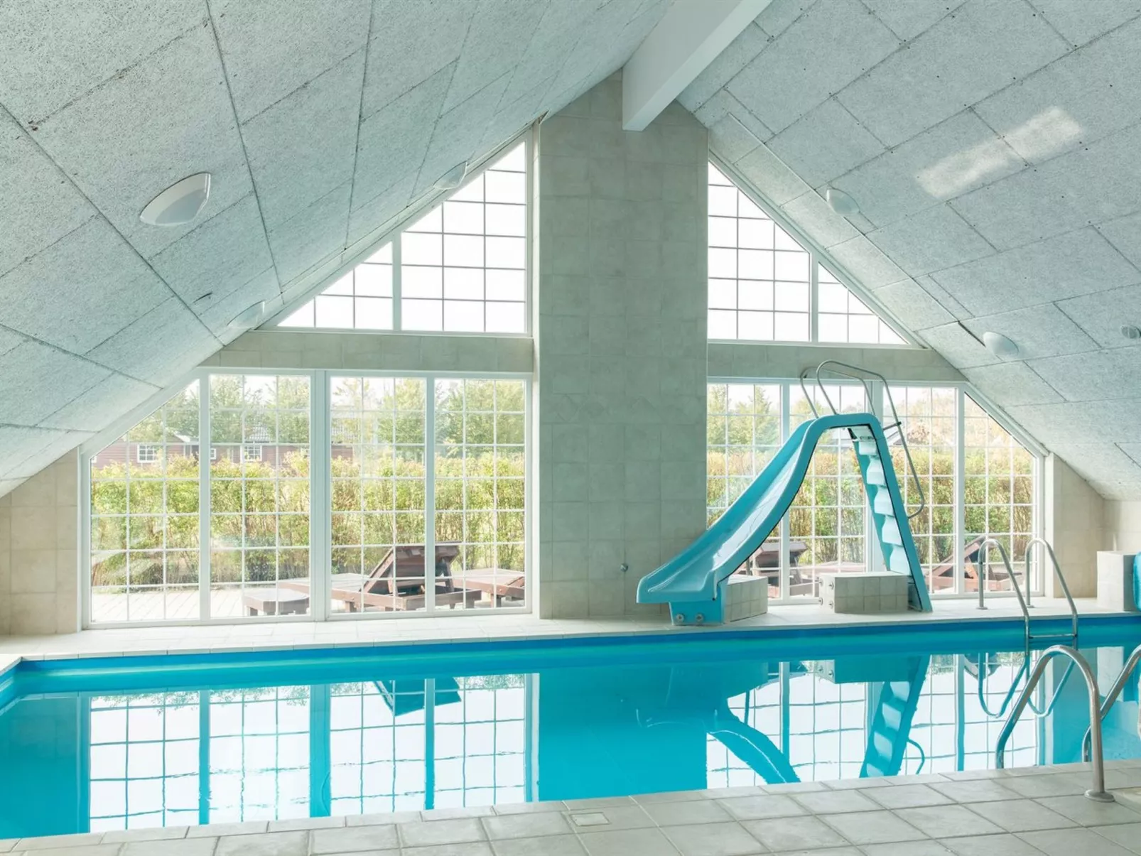 "Emelita" - 900m from the sea-Buiten