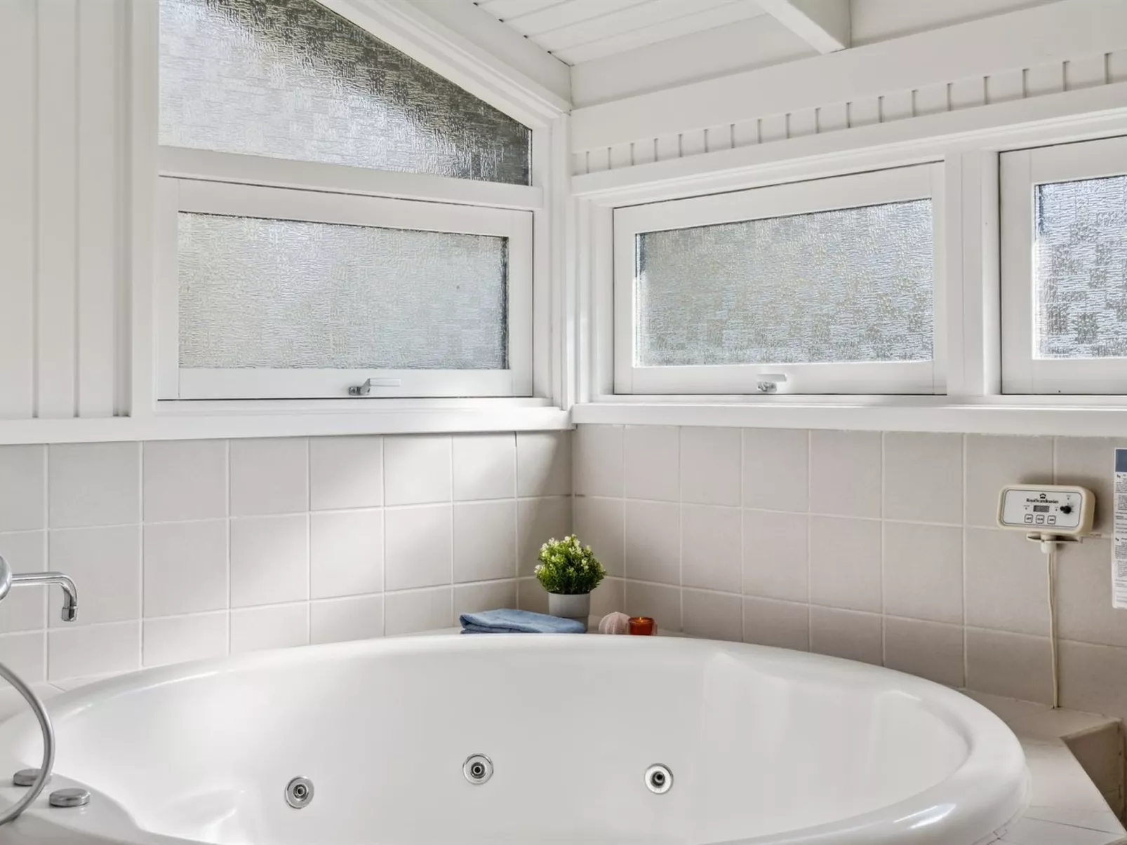 "Amalie" - 650m from the sea-Binnen