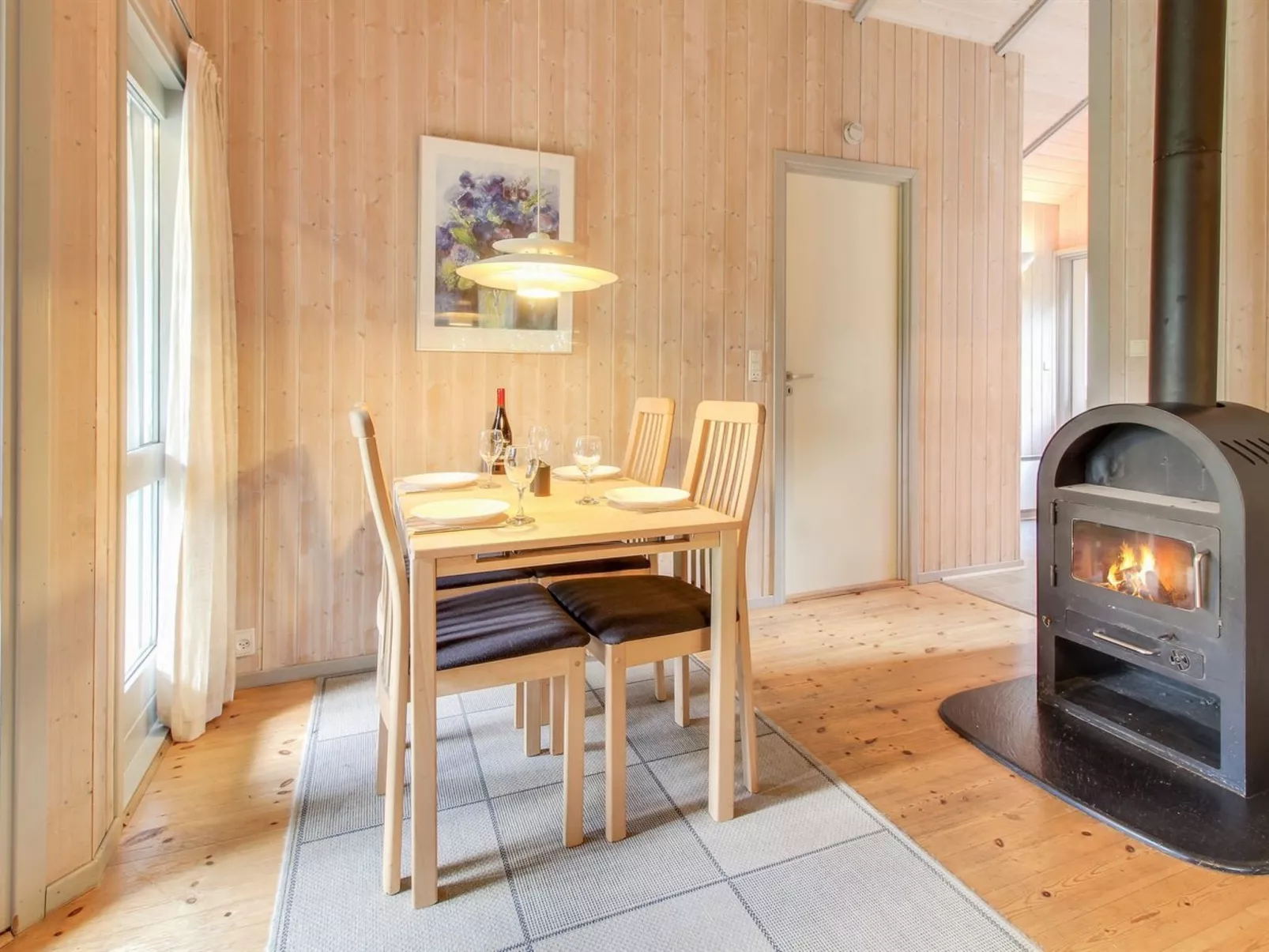 "Frederikke" - 28km from the sea-Binnen