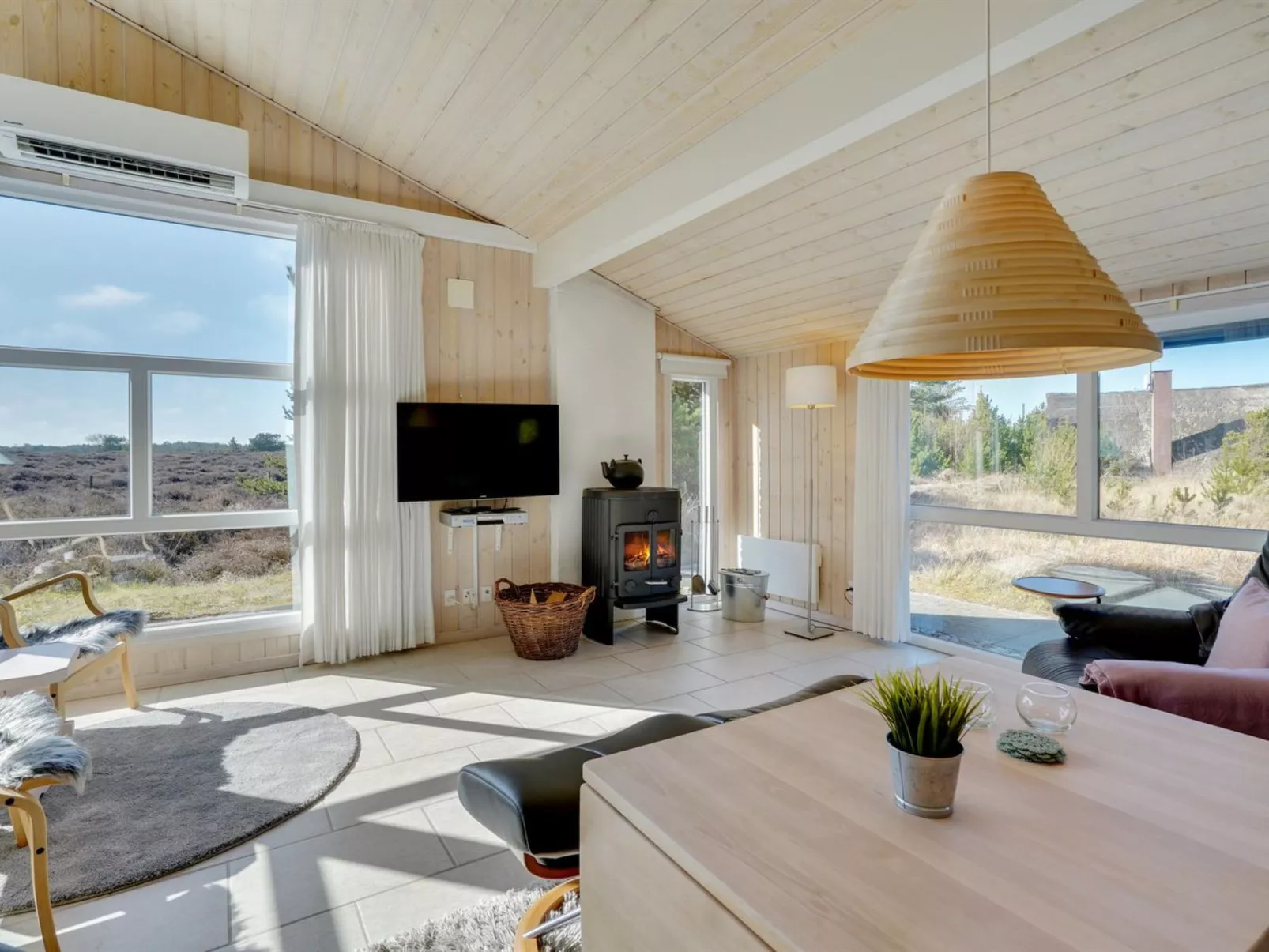 "Dorti" - 3km from the sea-Binnen