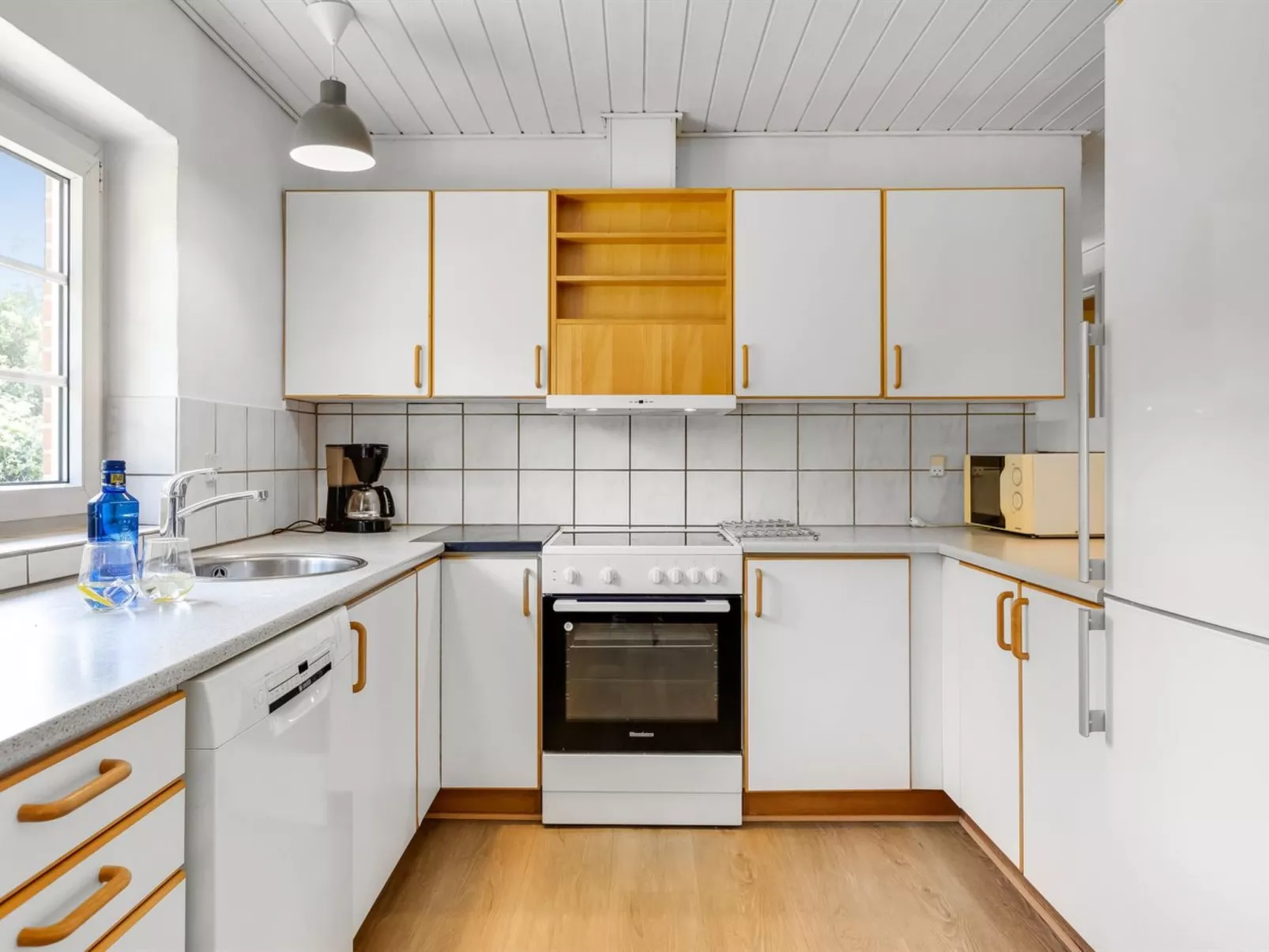 "Marilisa" - 700m to the fjord-Binnen